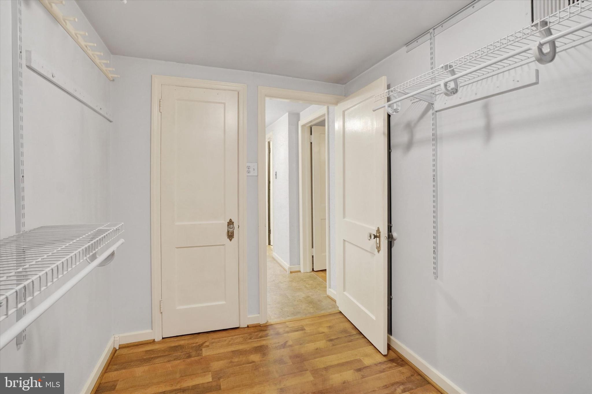 ELMWOOD - Residential