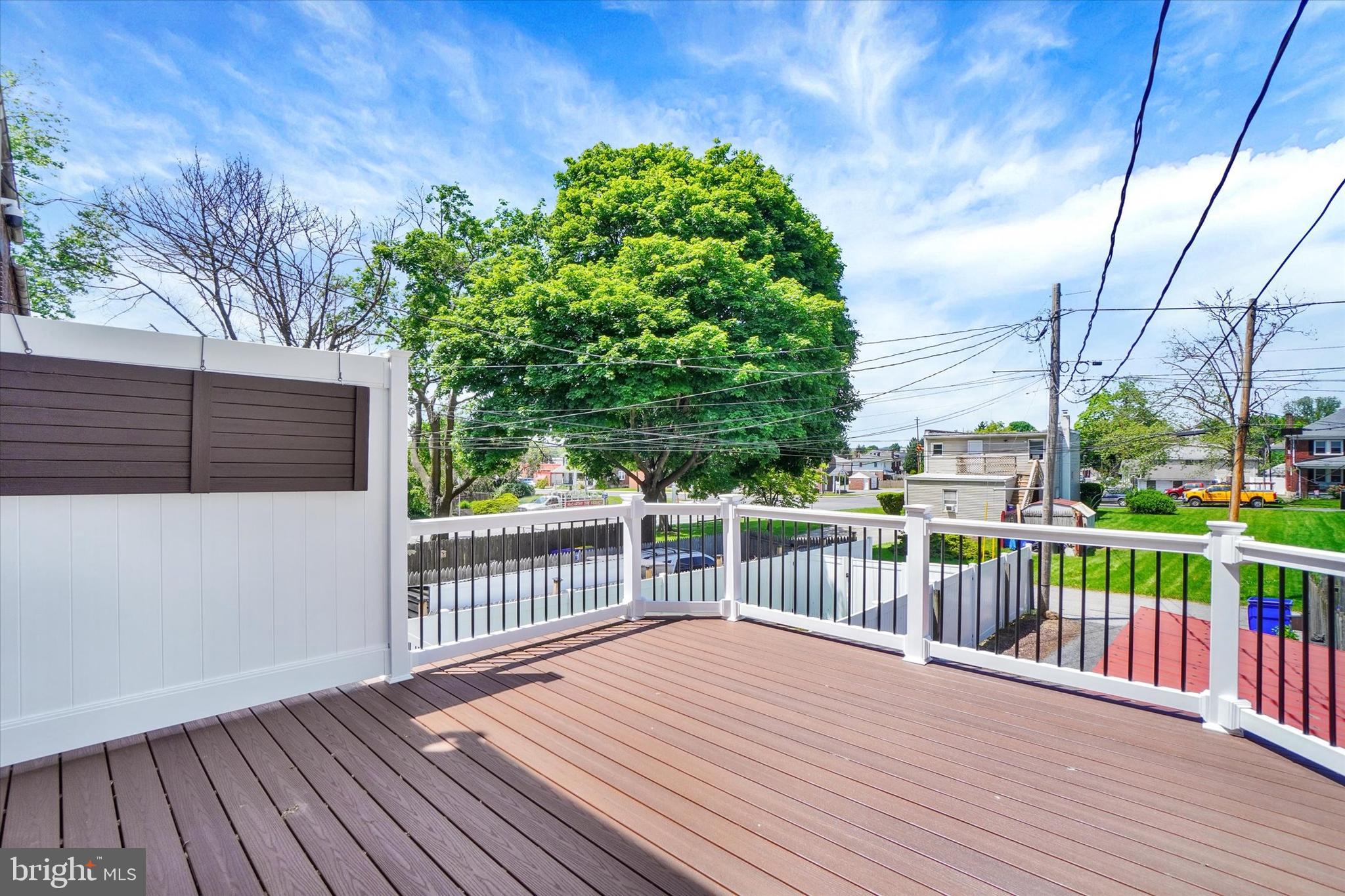 ELMWOOD - Residential