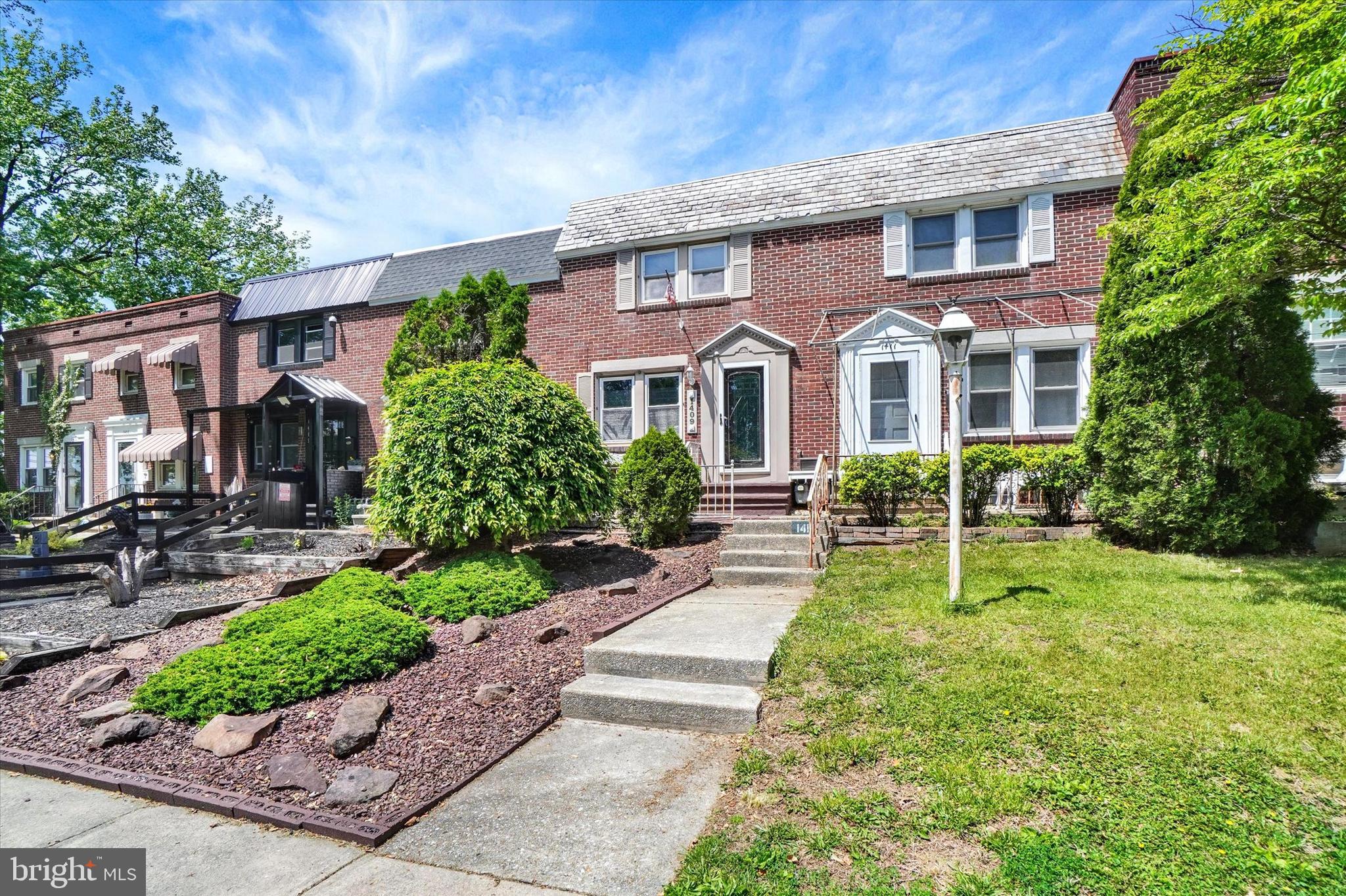 ELMWOOD - Residential