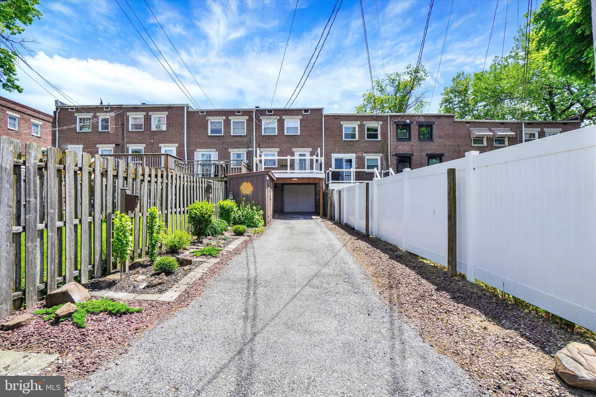 ELMWOOD - Residential