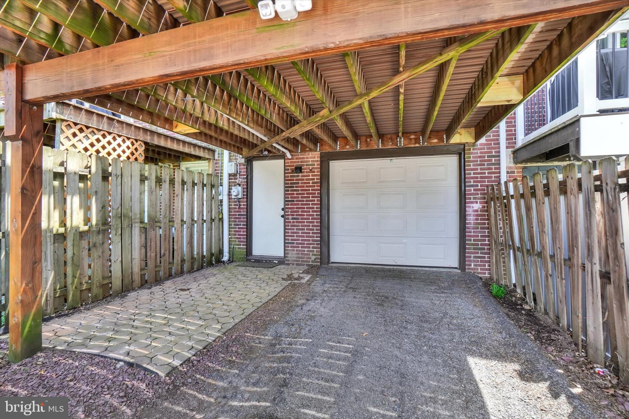 ELMWOOD - Residential