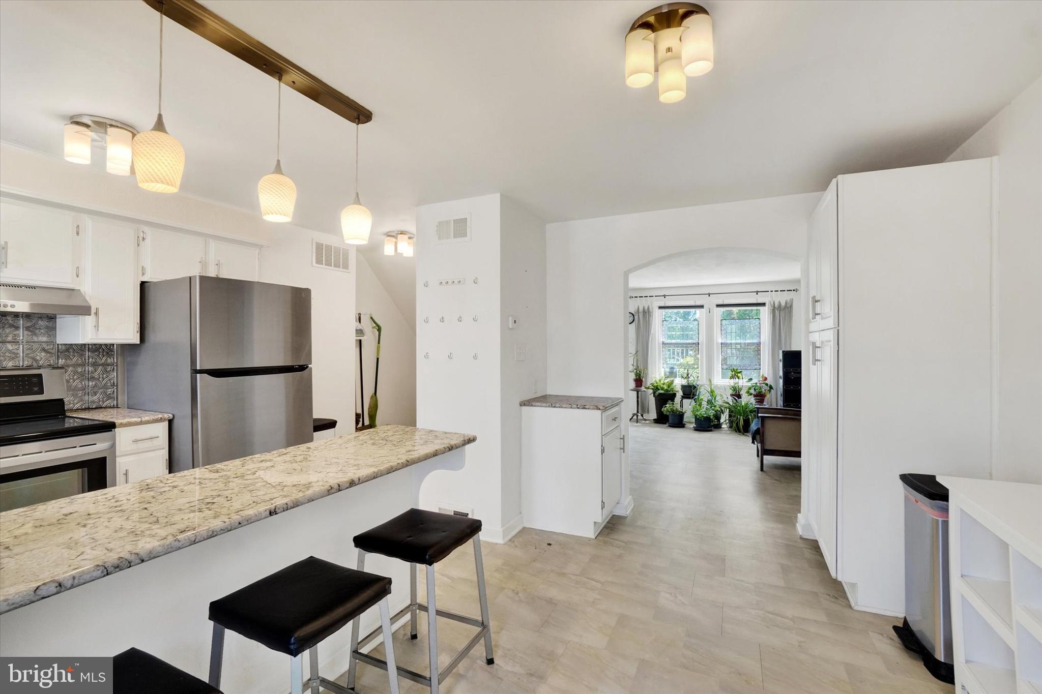 ELMWOOD - Residential