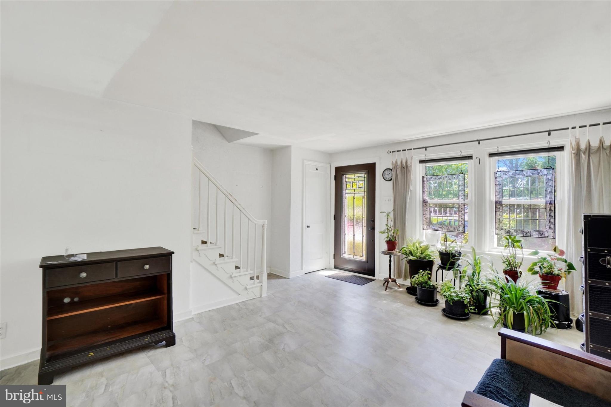 ELMWOOD - Residential