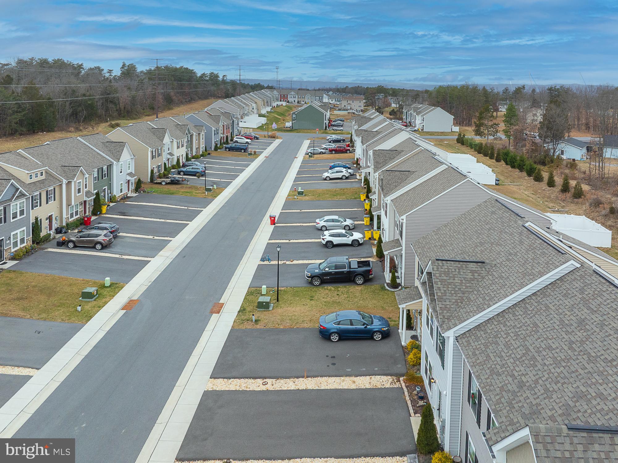 WHISPERING PINES - Residential