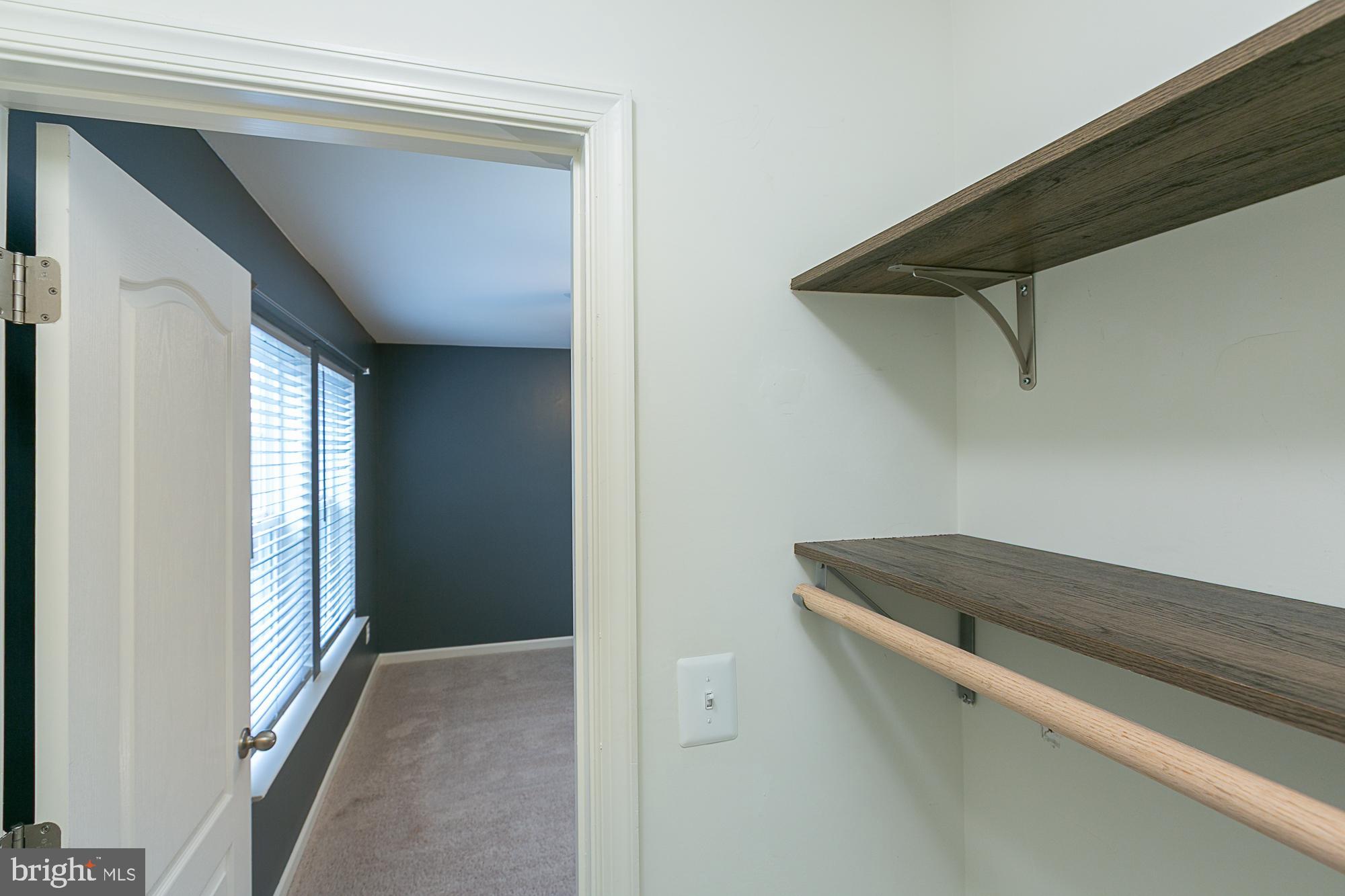 WHISPERING PINES - Residential