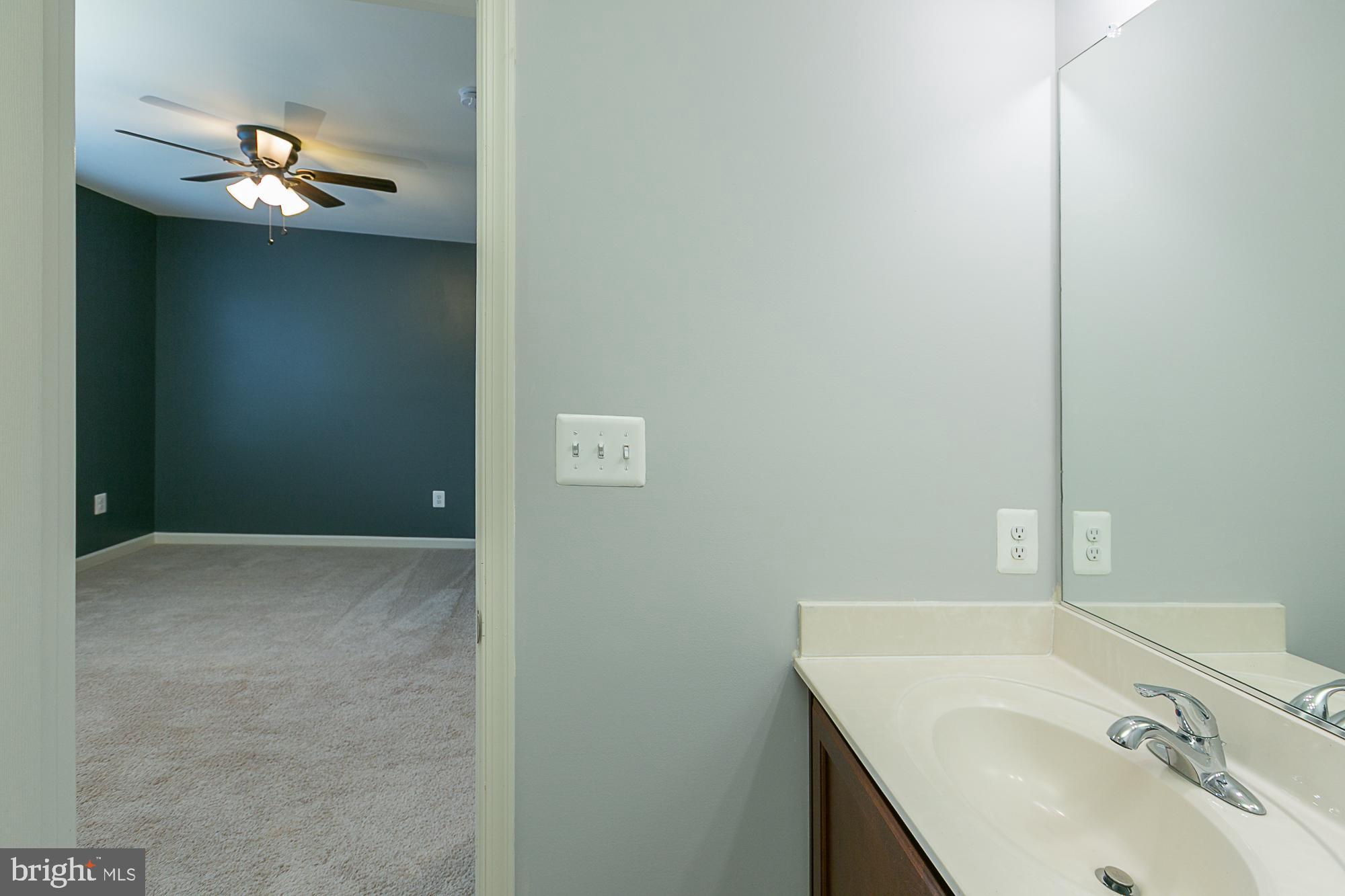 WHISPERING PINES - Residential