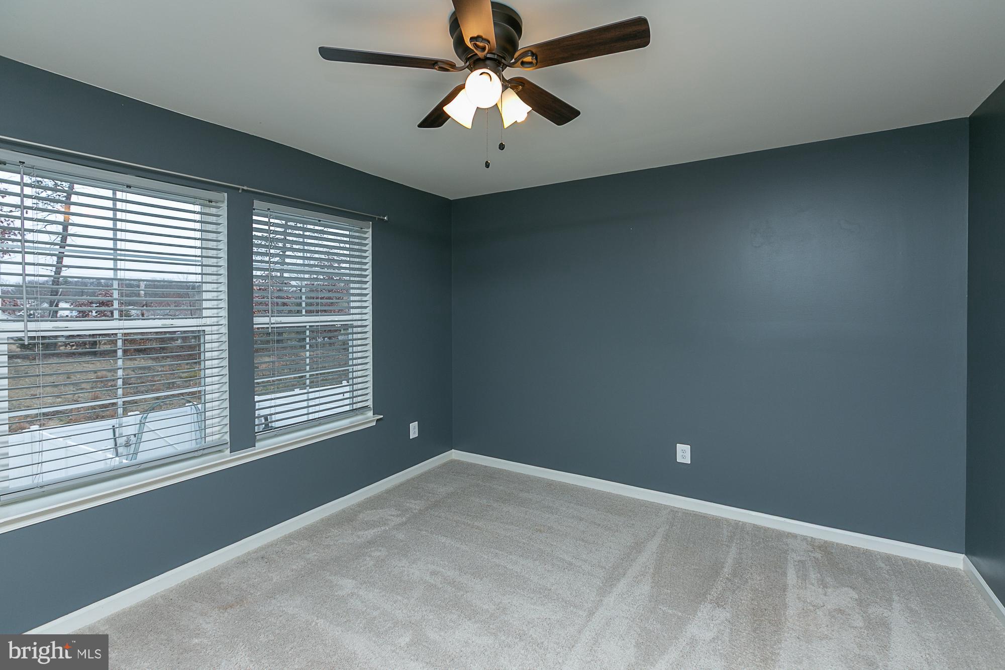 WHISPERING PINES - Residential