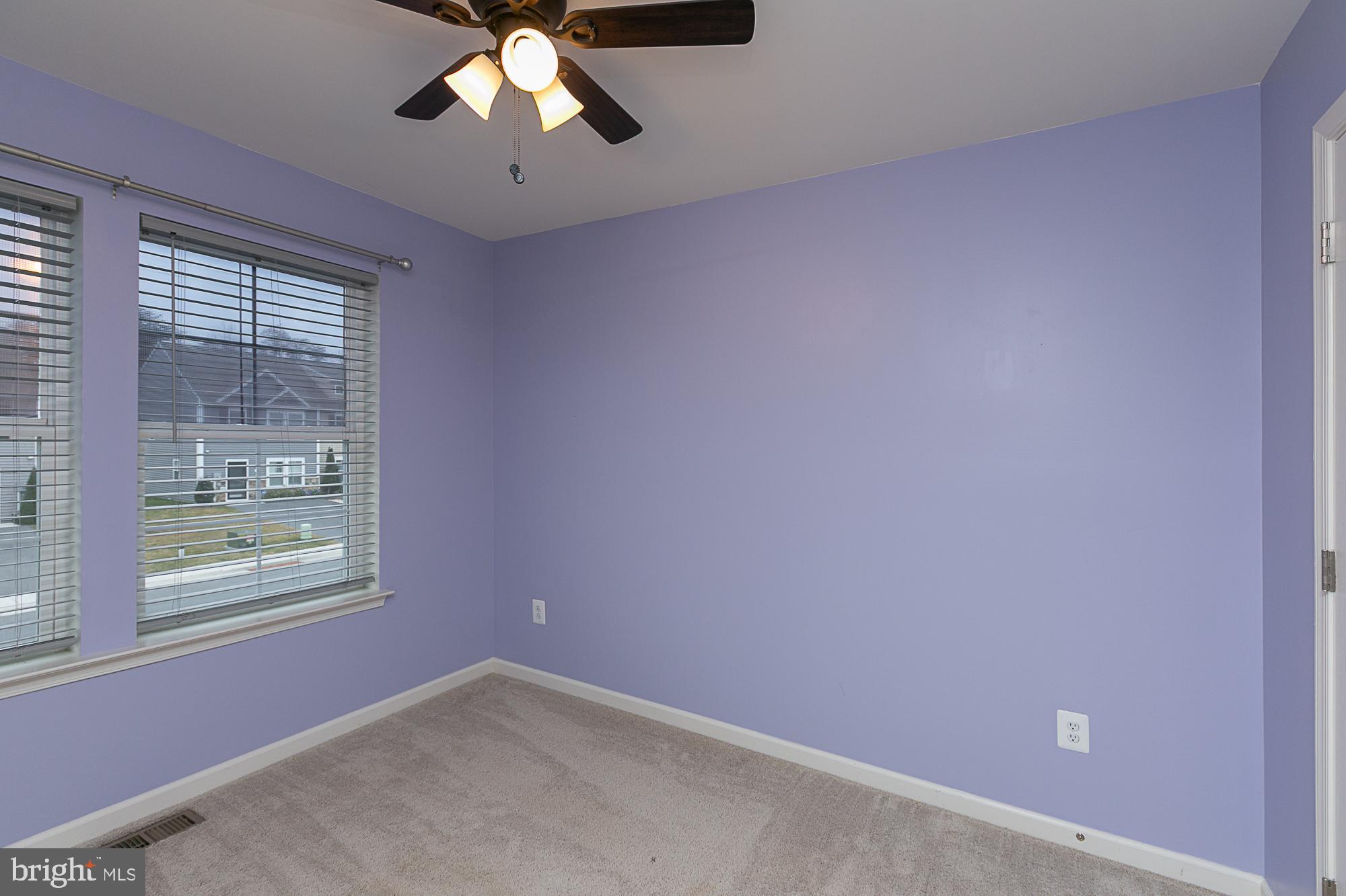 WHISPERING PINES - Residential