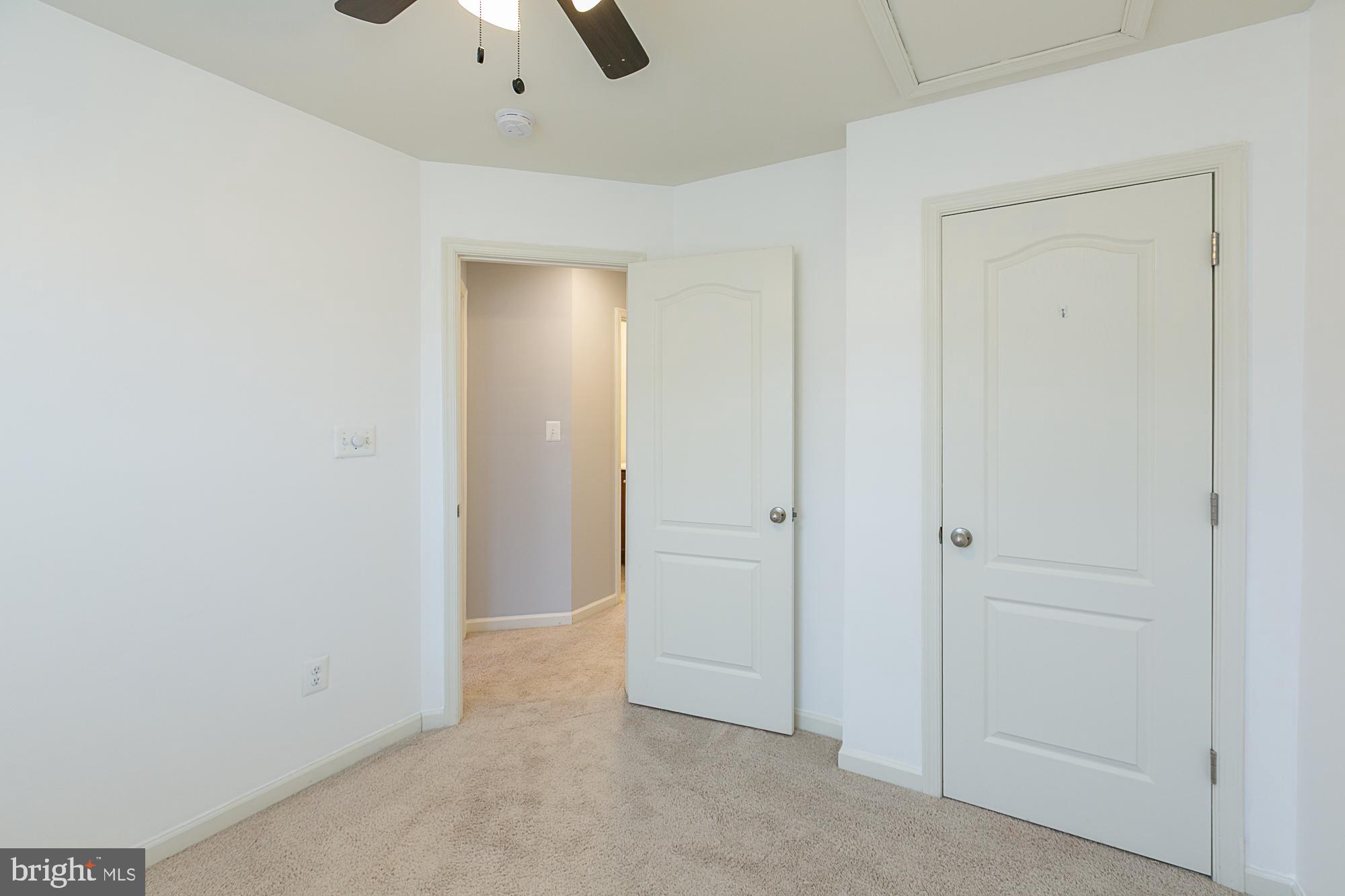 WHISPERING PINES - Residential