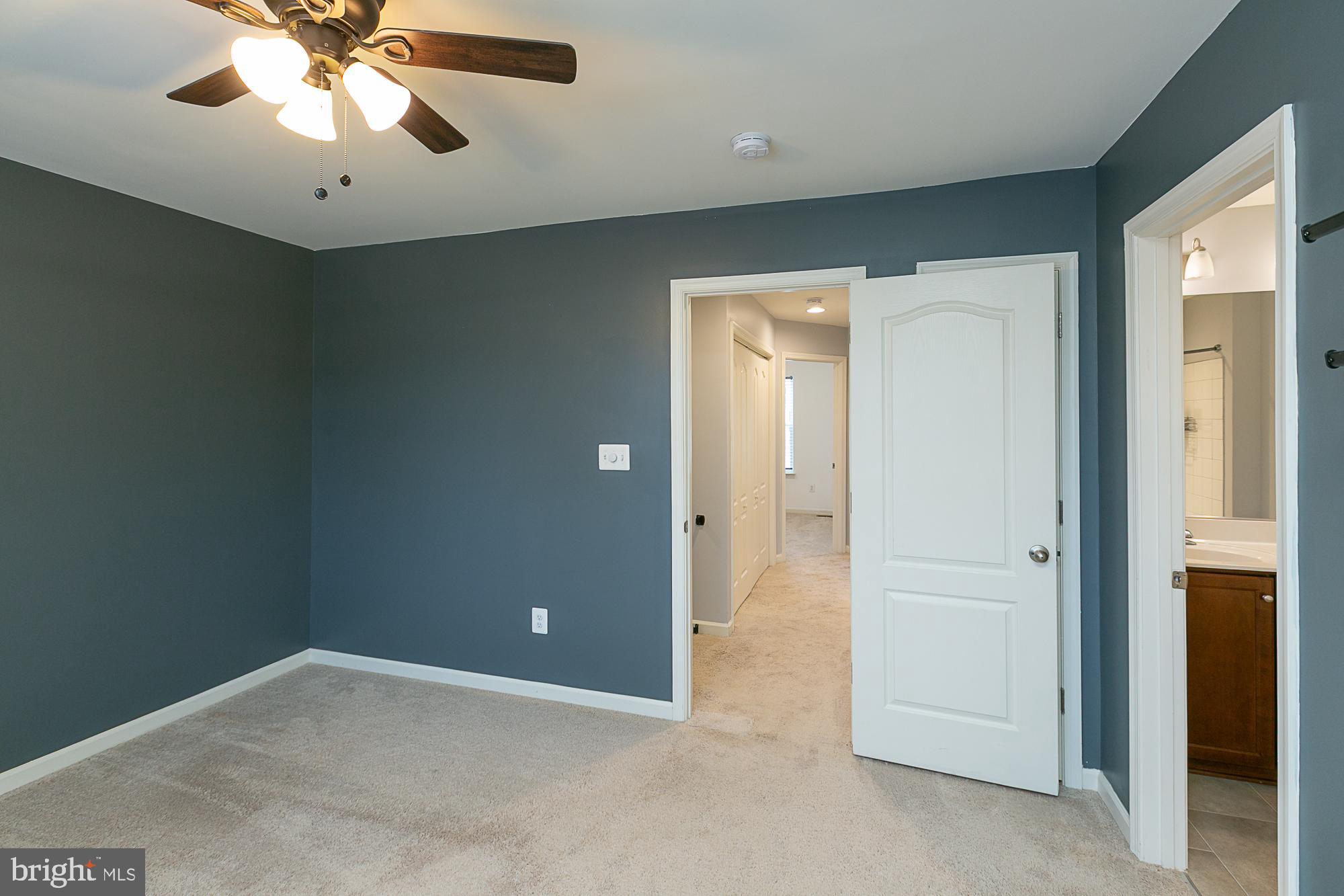 WHISPERING PINES - Residential