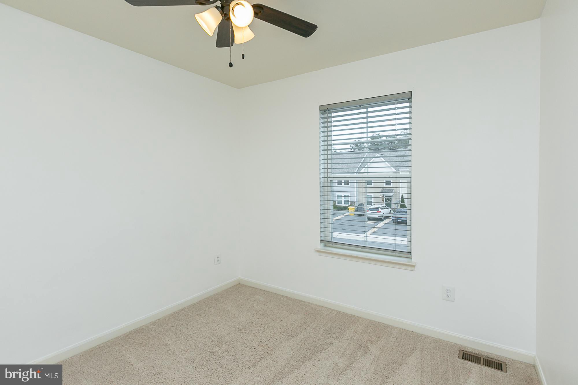 WHISPERING PINES - Residential