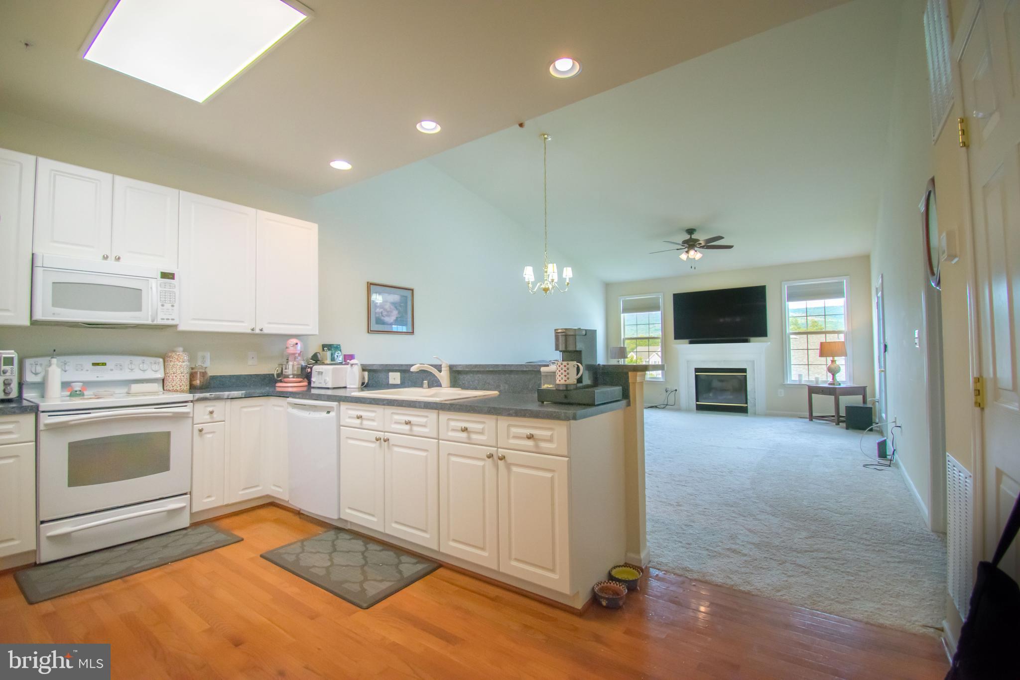 JERMAE ESTATES - Residential