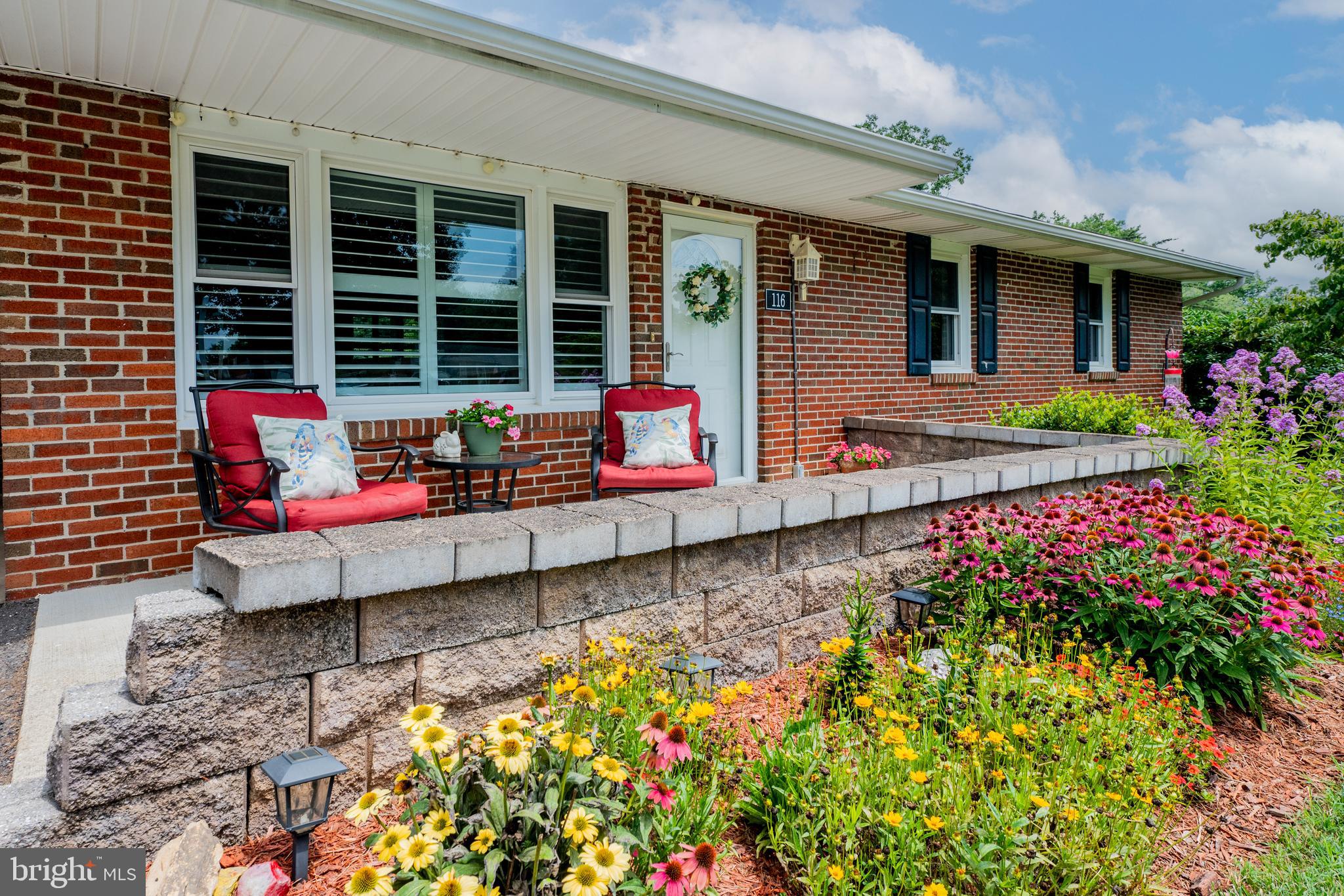 116 TAFT TERRACE