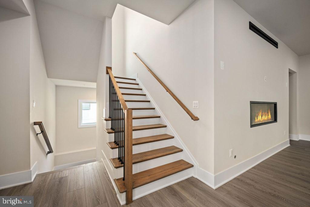 MT. PROSPECT - Residential