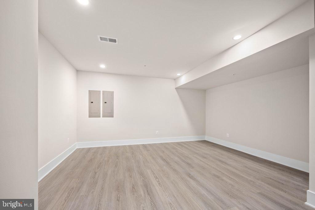 MT. PROSPECT - Residential