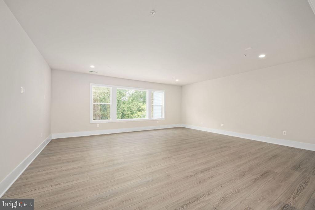 MT. PROSPECT - Residential