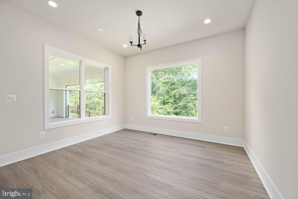 MT. PROSPECT - Residential