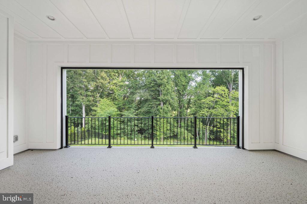 MT. PROSPECT - Residential