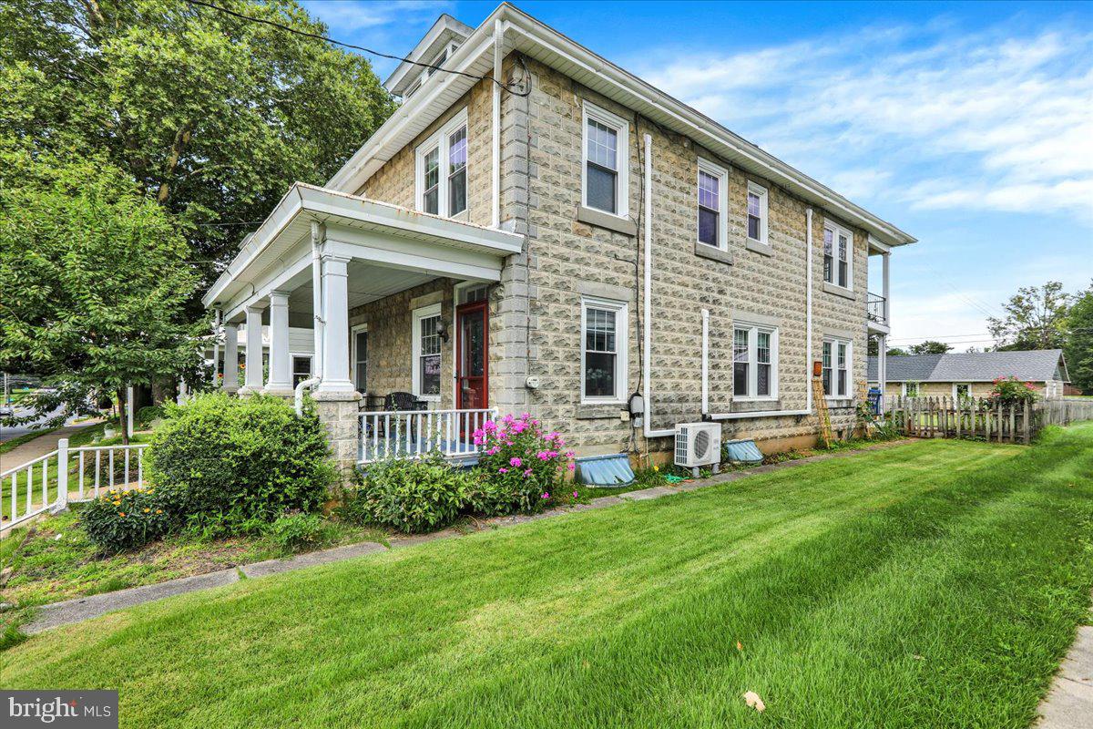 47 W LINCOLN AVENUE