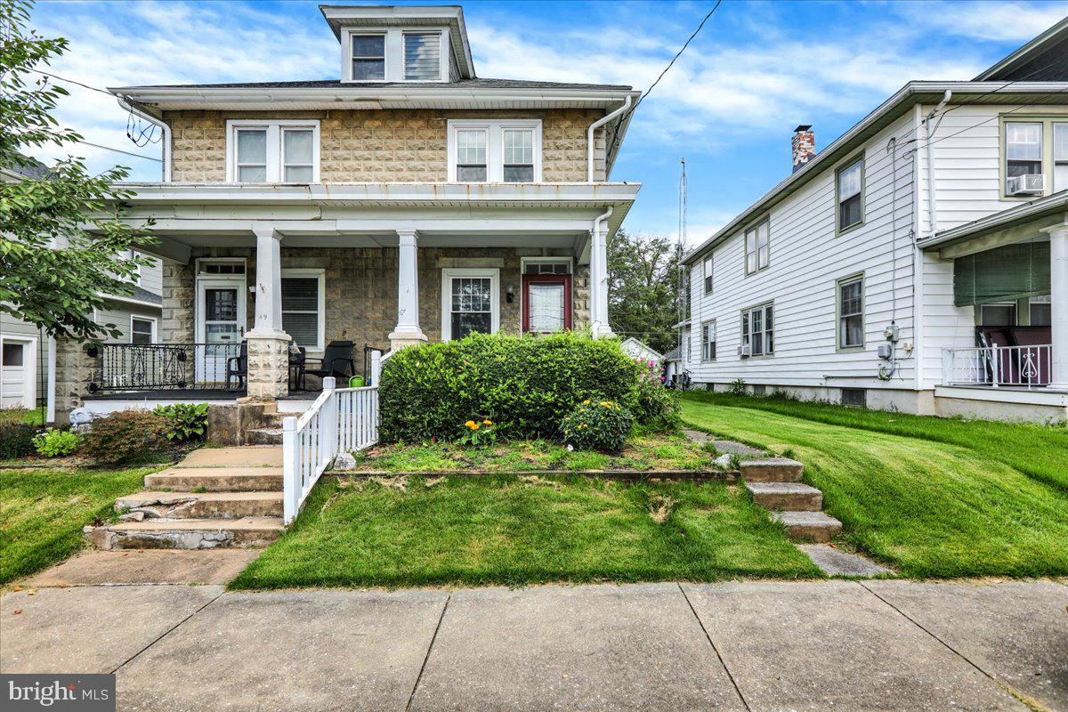 Welcome to 47 W Lincoln Ave. This two bedroom, one bathroom semi-detached home is nestled in the highly sought-after town of Lititz, PA. The home is full of character from the high ceilings to the original hardwood flooring. Enjoy the convenience of the fenced-in yard and the detached garage. This is a rare find in such a walkable location. Located just steps away from vibrant downtown Lititz, you'll love being able to stroll to cafes, shops, parks and community events. This home offers easy access to Route 501, nearby shopping centers and medical facilities. With updated windows and doors this is a great house for the first time buyer looking to build some equity, or a savvy investor seeking to add to a portfolio in one of "America's Coolest Small Towns". It will not last long.