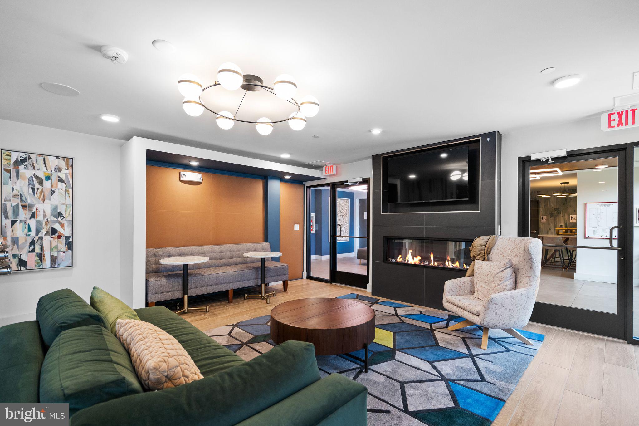 PENDER OAKS - Residential