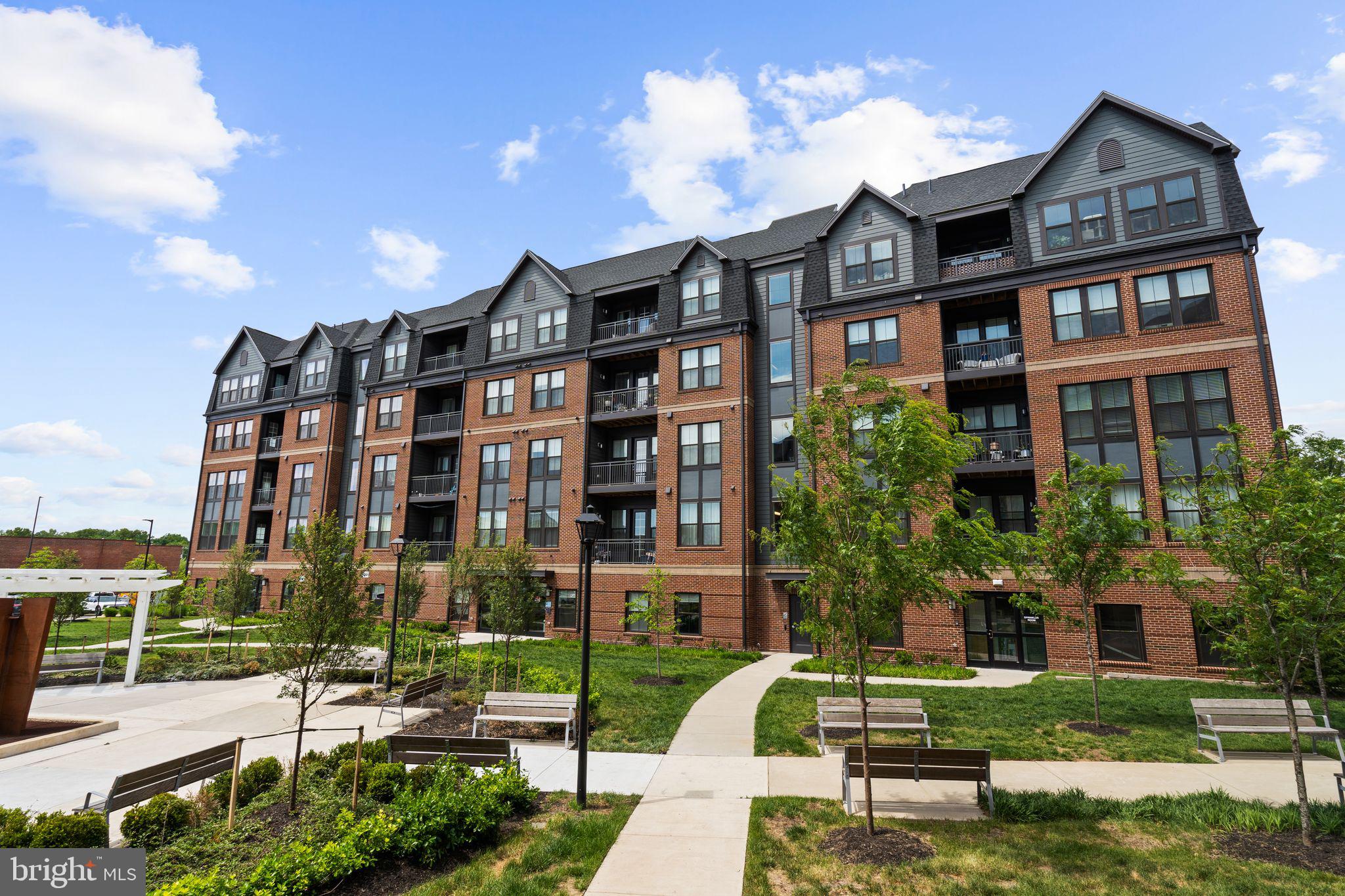 PENDER OAKS - Residential