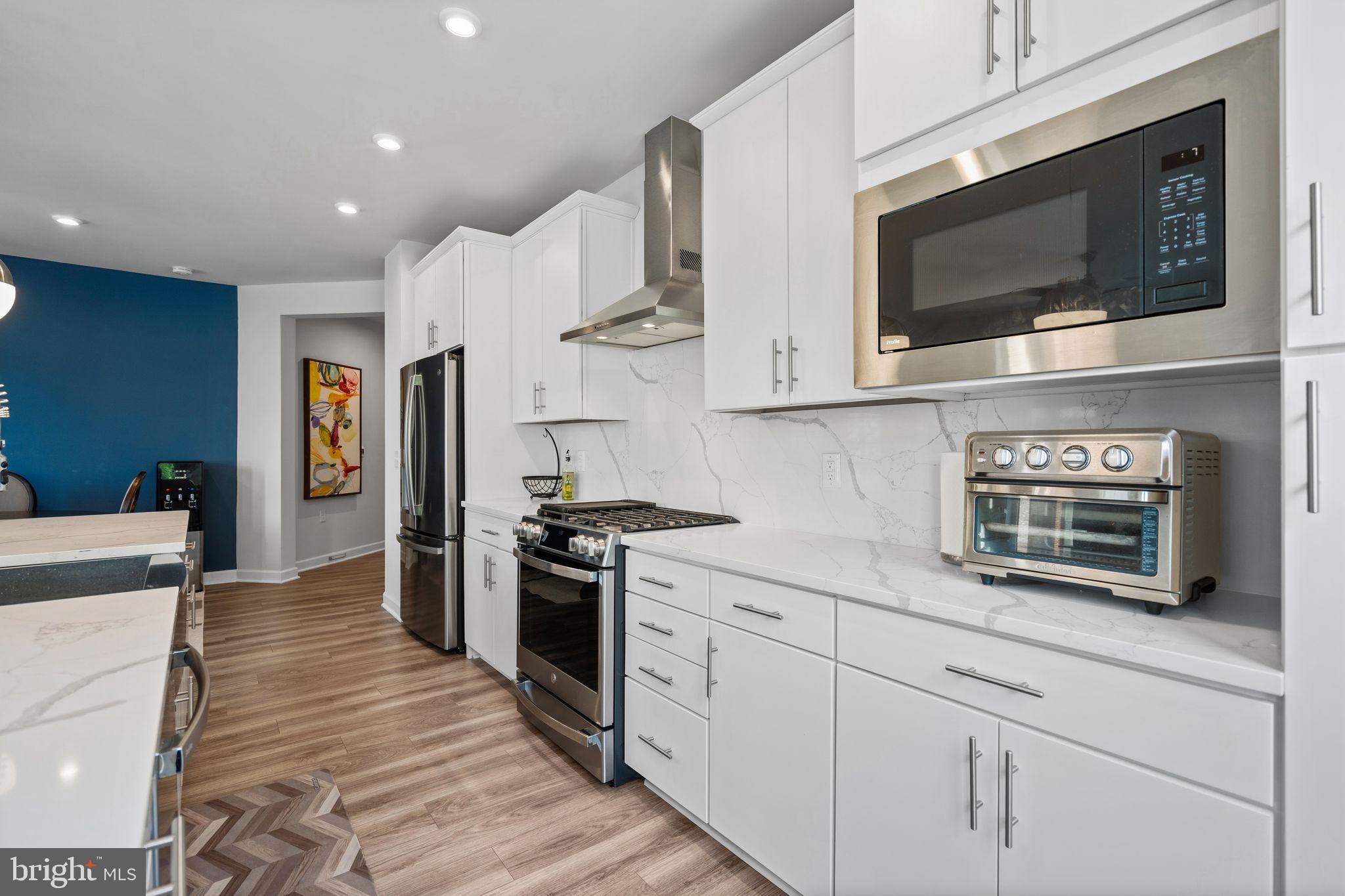 PENDER OAKS - Residential