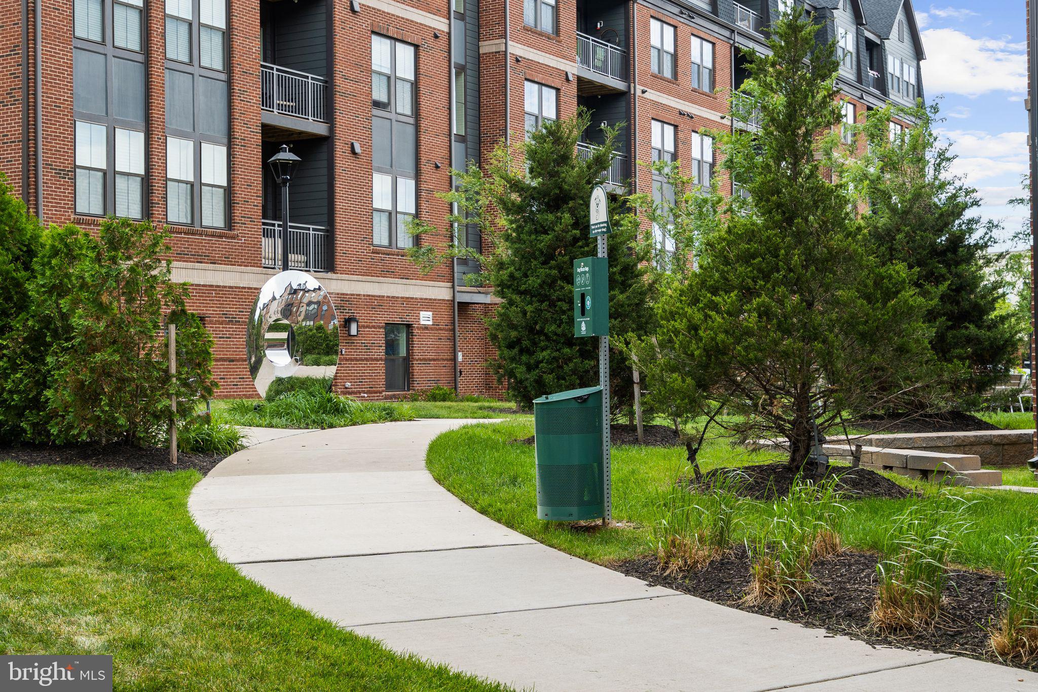 PENDER OAKS - Residential