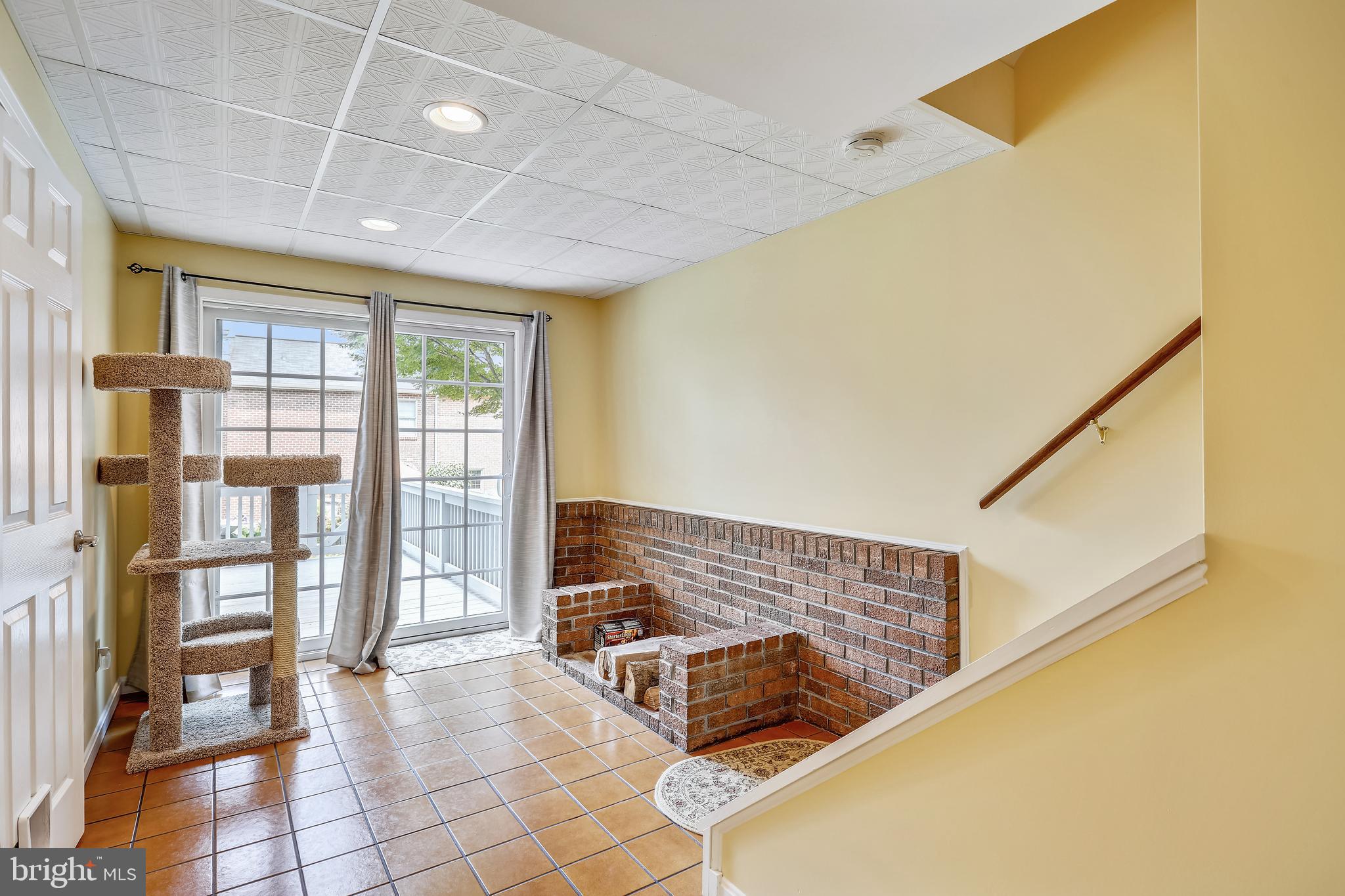 OLD FIELDS - Residential