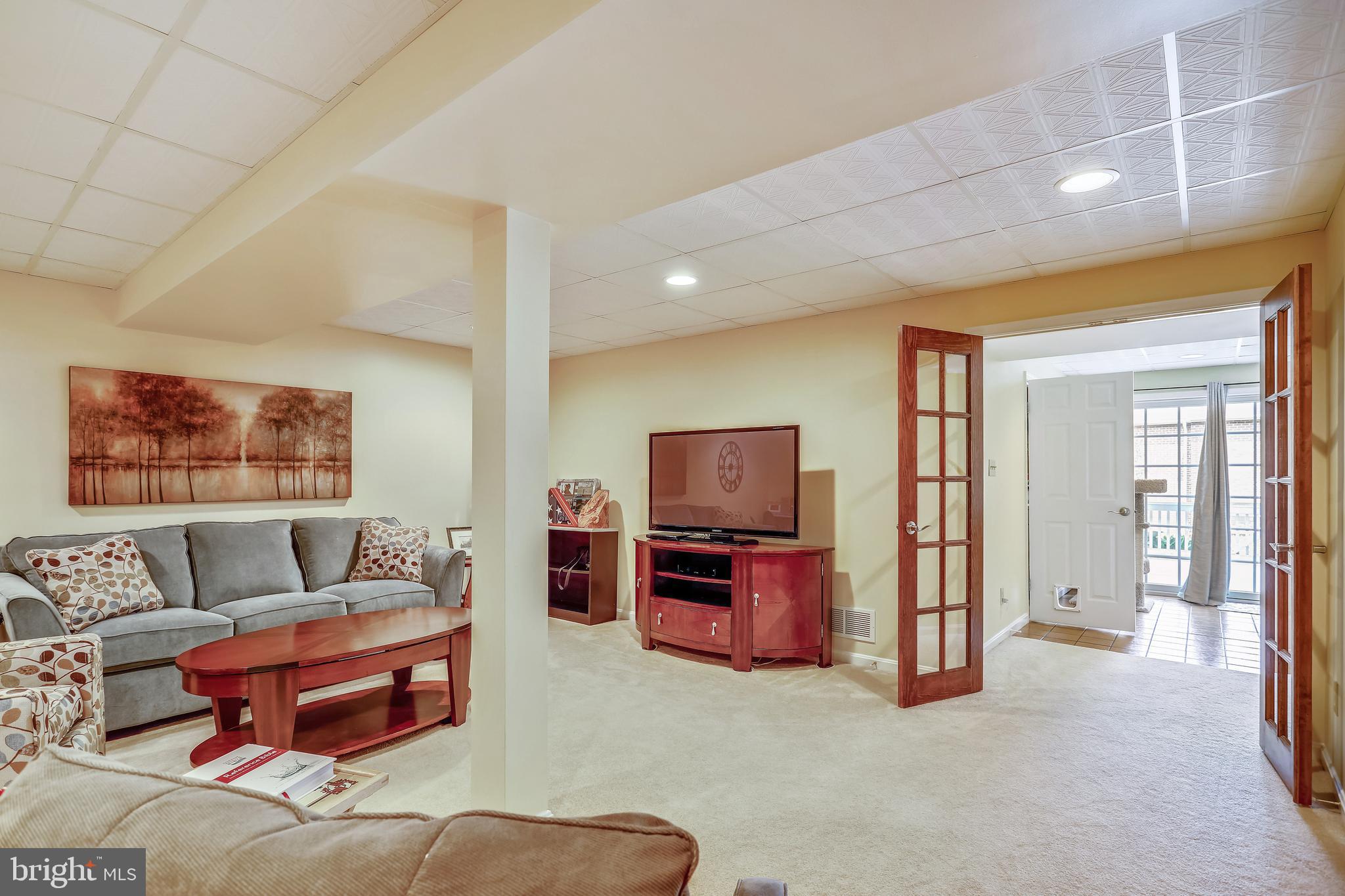 OLD FIELDS - Residential