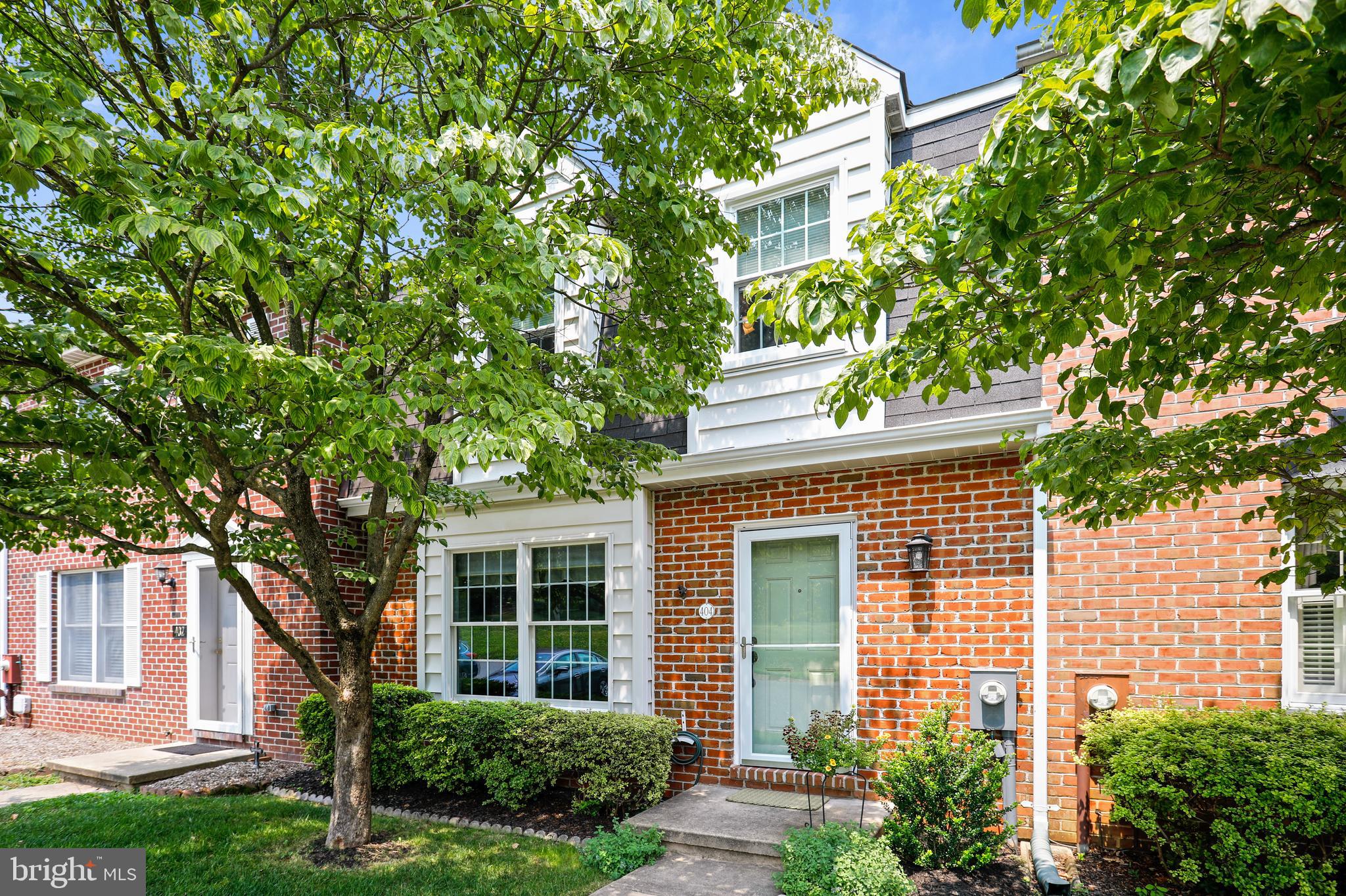 OLD FIELDS - Residential