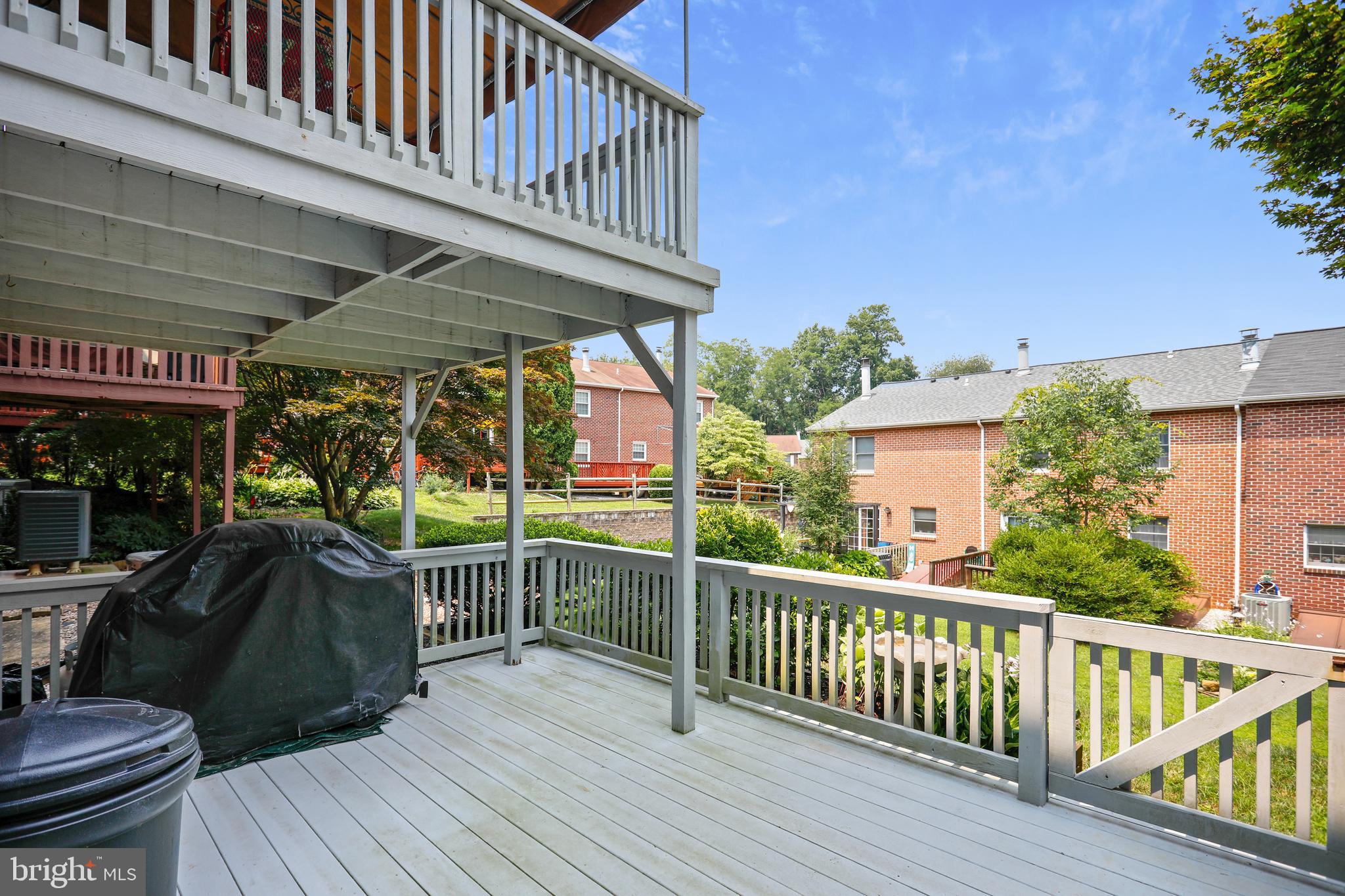 OLD FIELDS - Residential