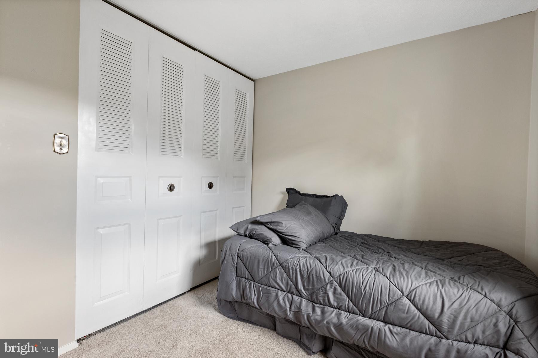 CHARLENE - Residential