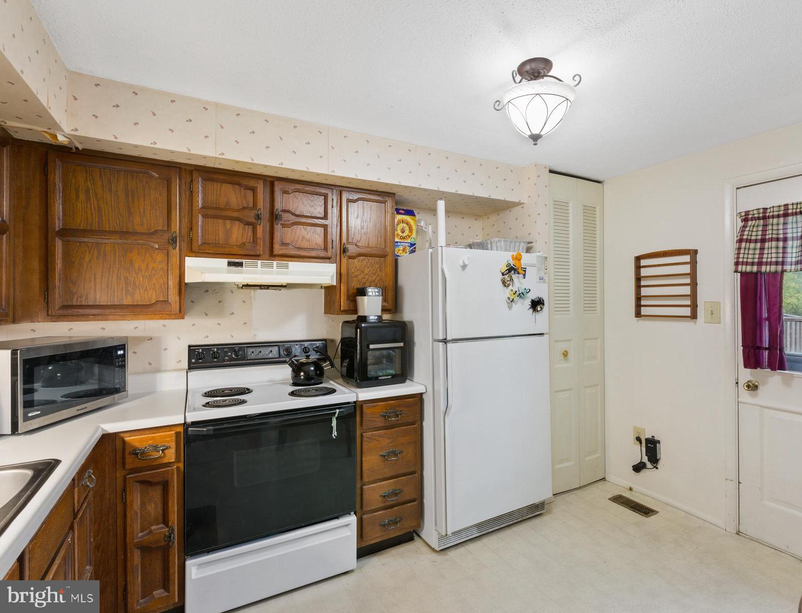 CHARLENE - Residential