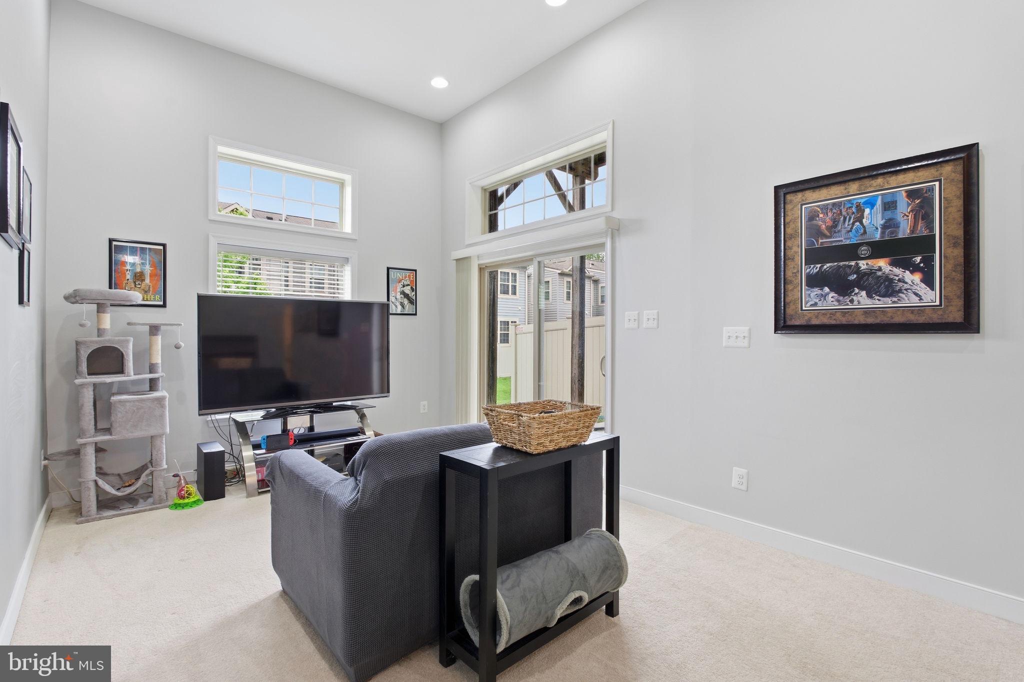 ADMIRALS RIDGE - Residential