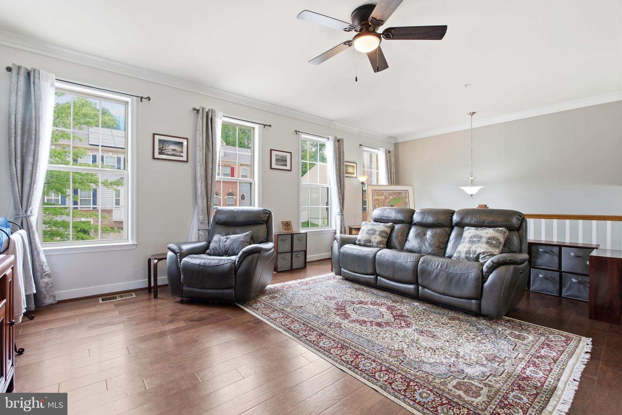 ADMIRALS RIDGE - Residential