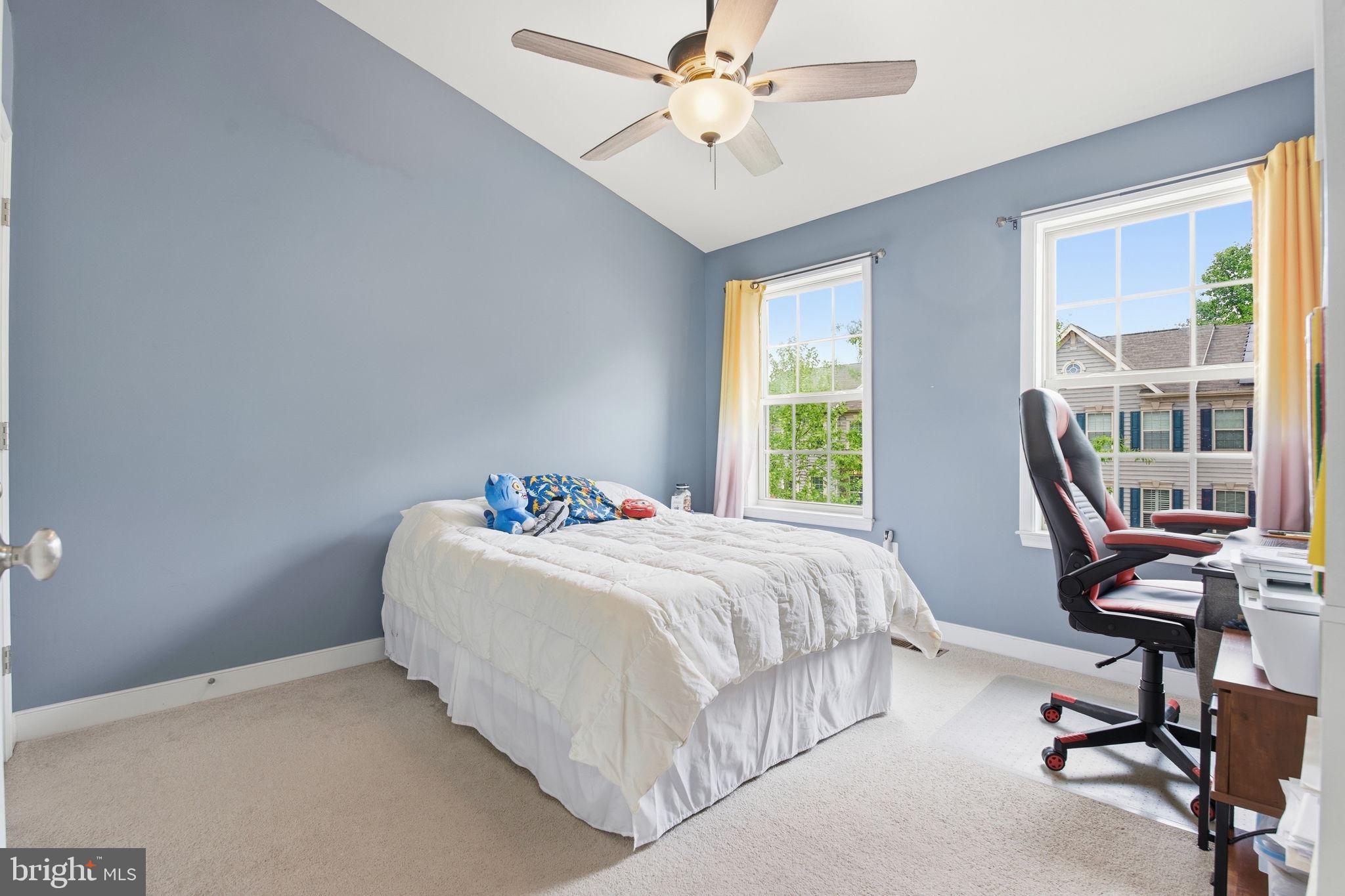 ADMIRALS RIDGE - Residential