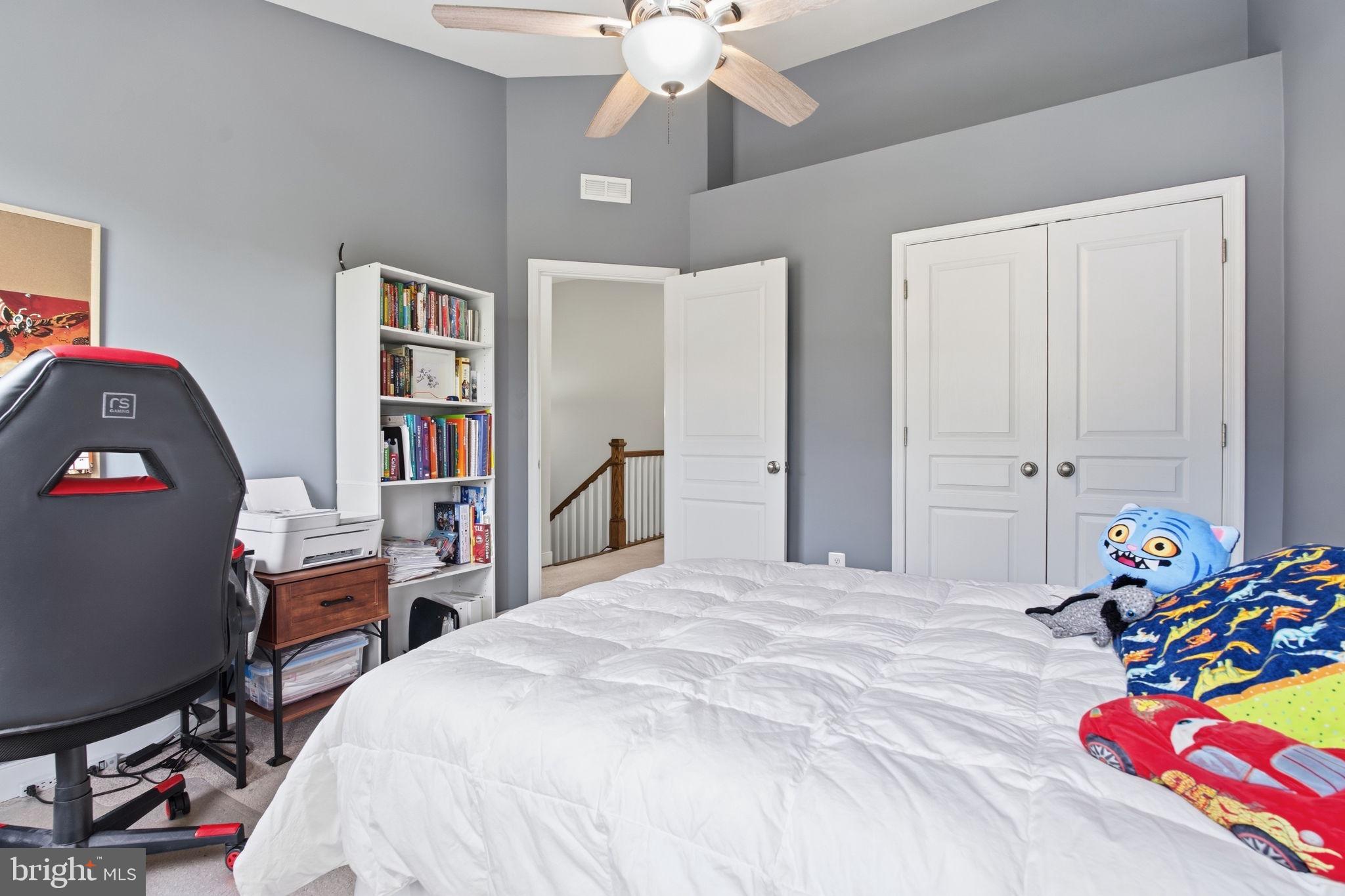 ADMIRALS RIDGE - Residential
