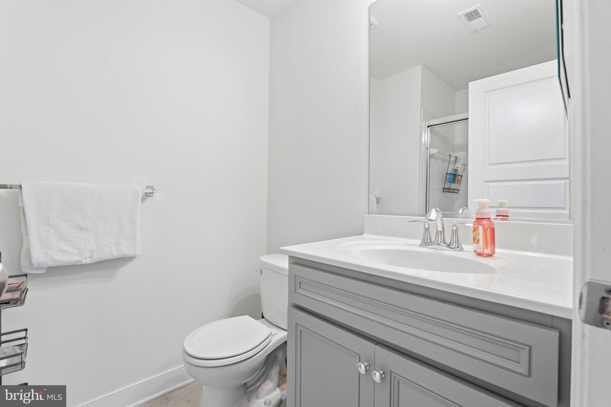 ADMIRALS RIDGE - Residential