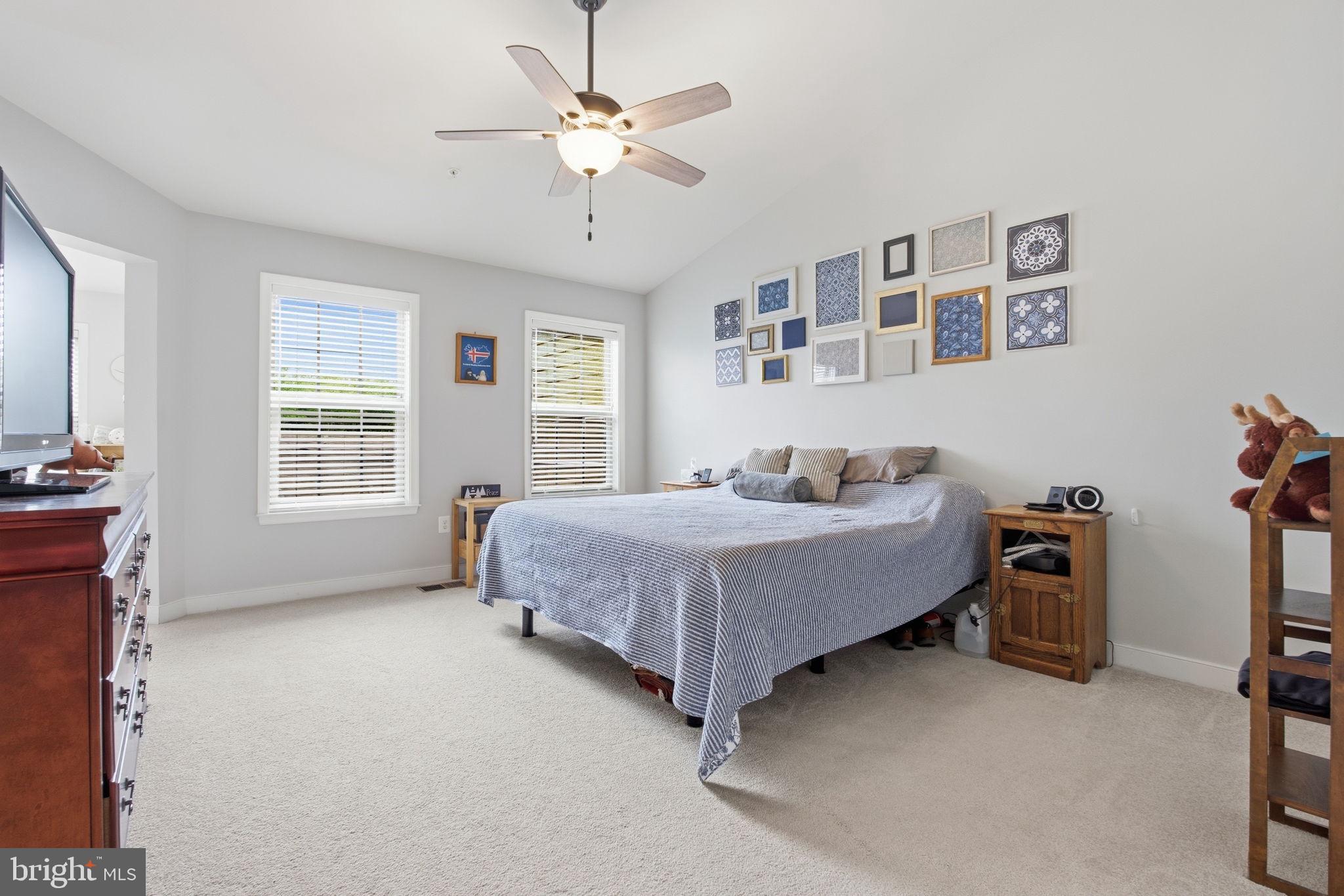 ADMIRALS RIDGE - Residential