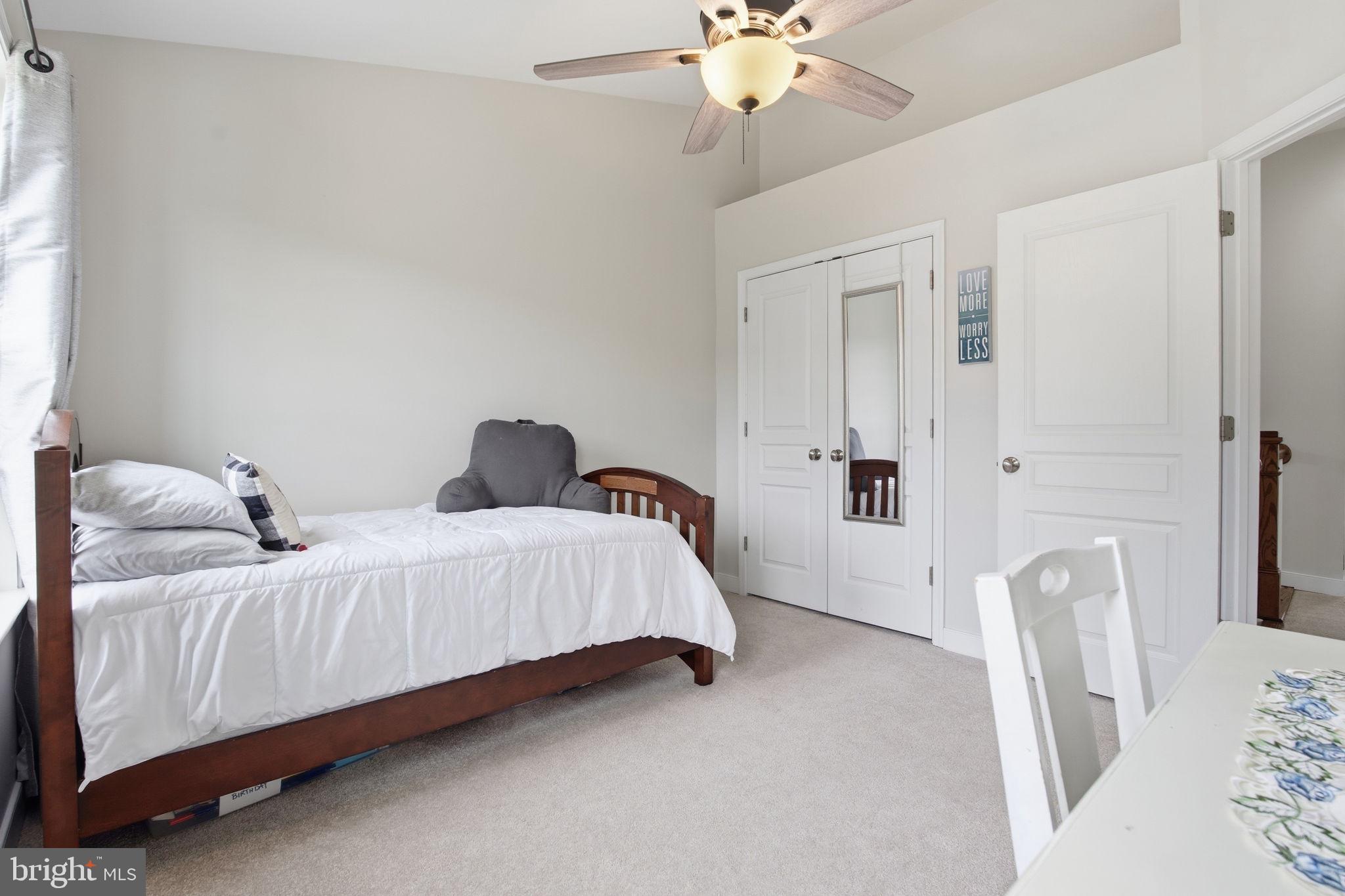 ADMIRALS RIDGE - Residential