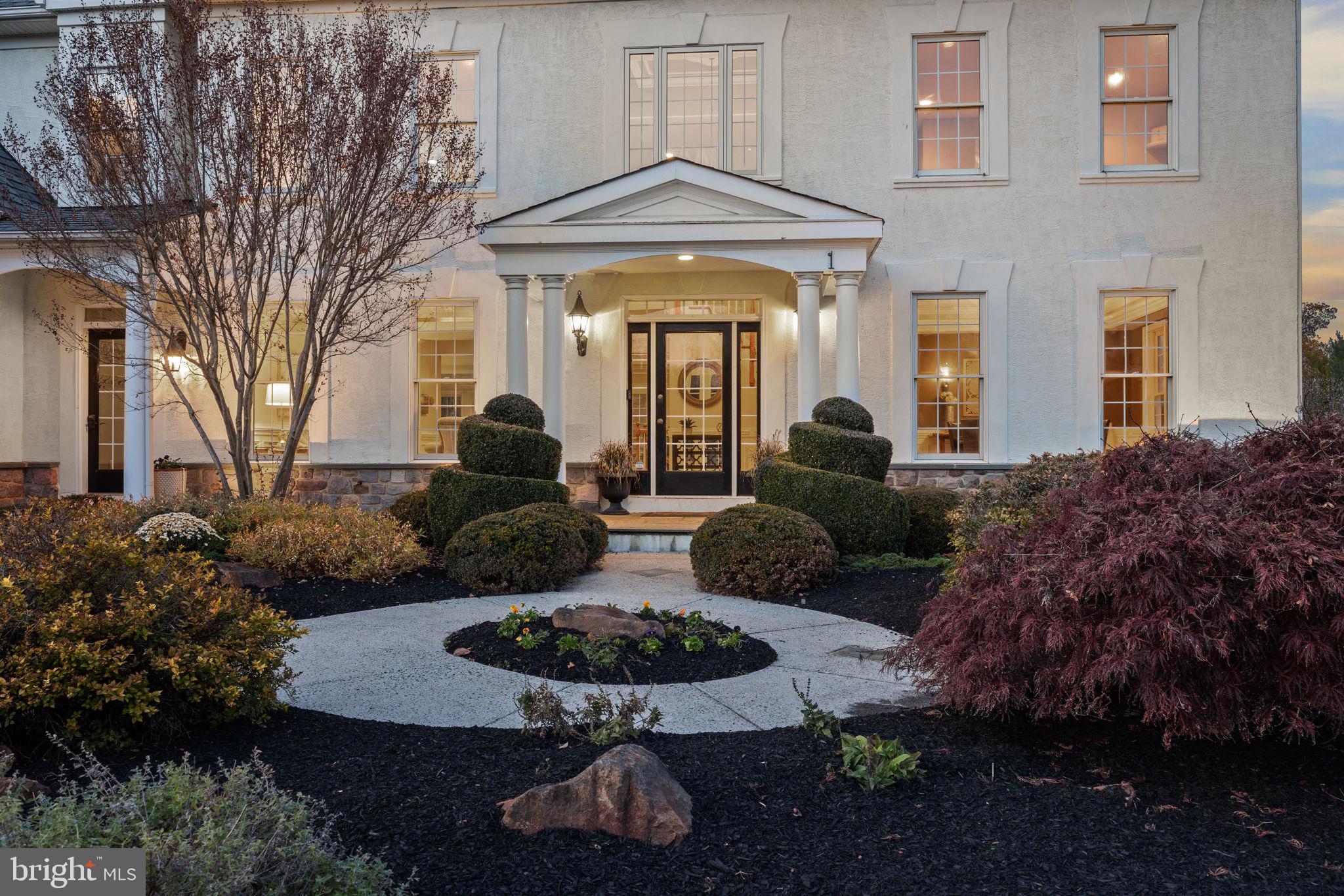 WINDY HOLLOW - Residential