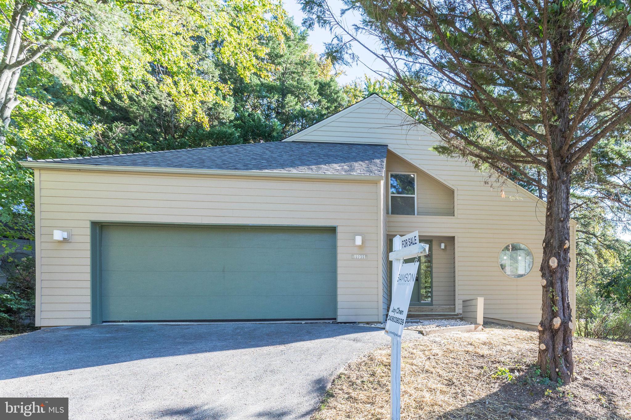 11911 MOSS POINT LANE