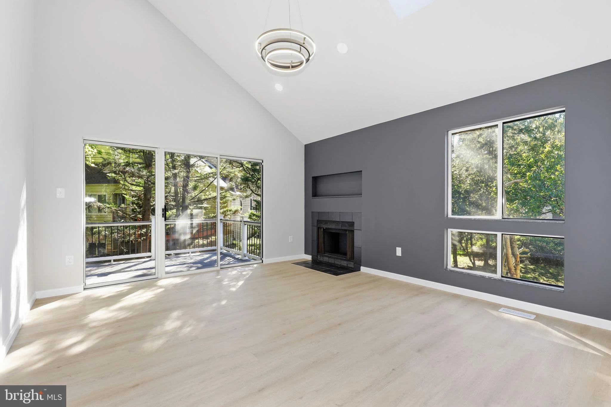 11911 Moss Point Lane