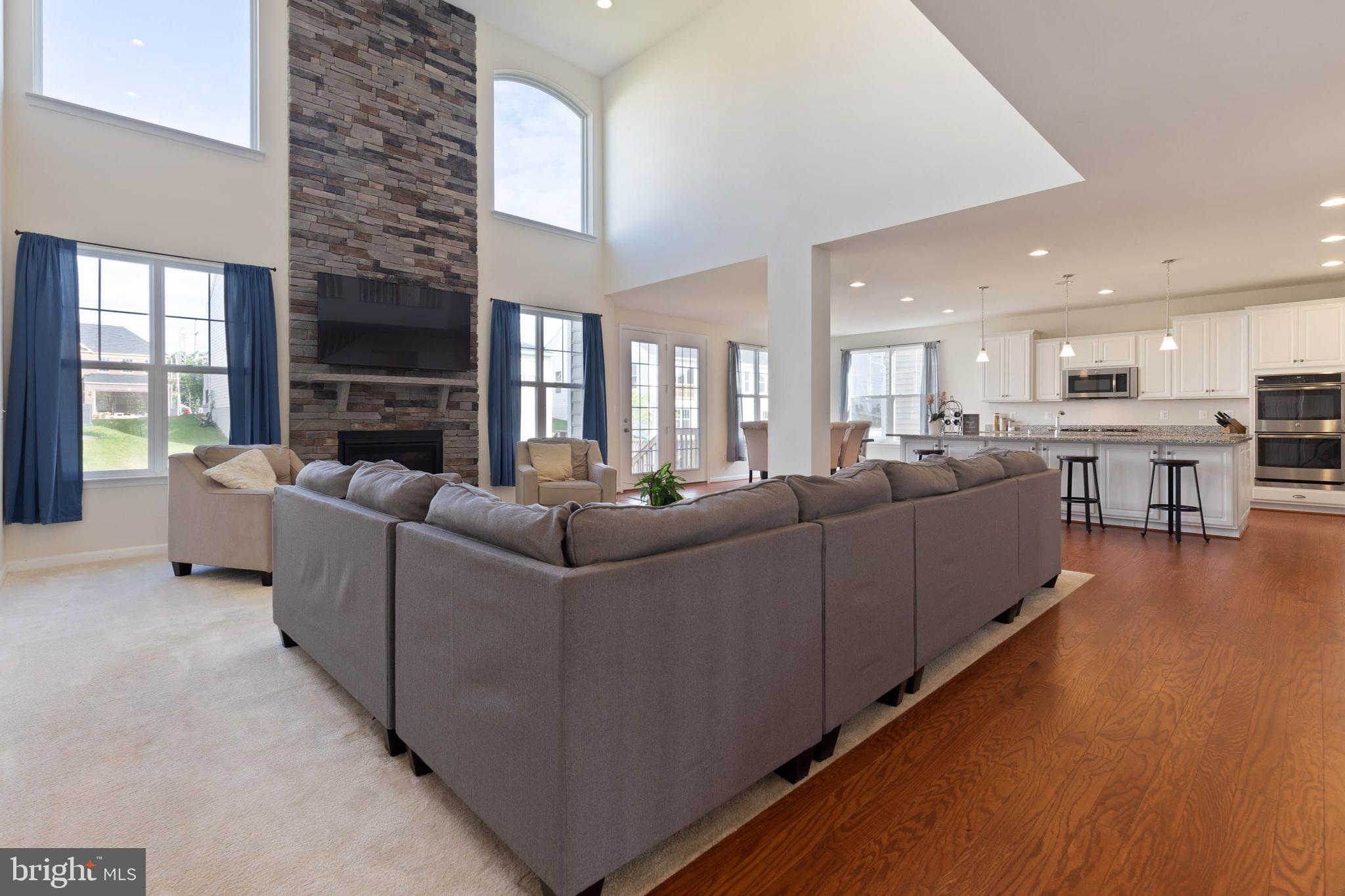 EAGLES POINTE WEST - Residential