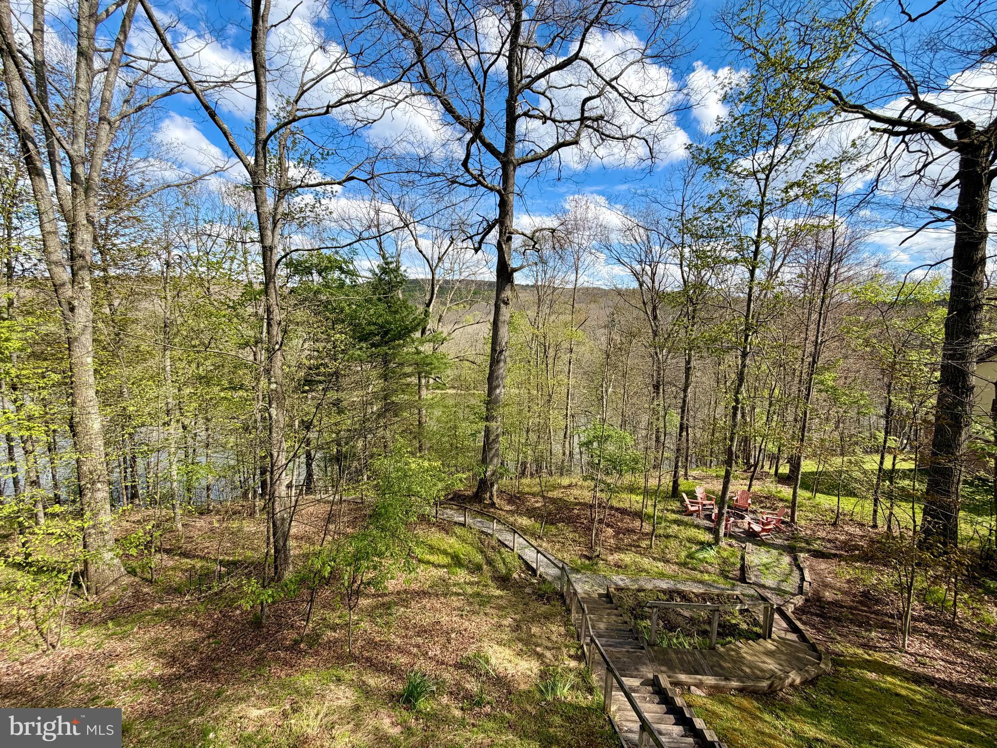 425 HINES DRIVE