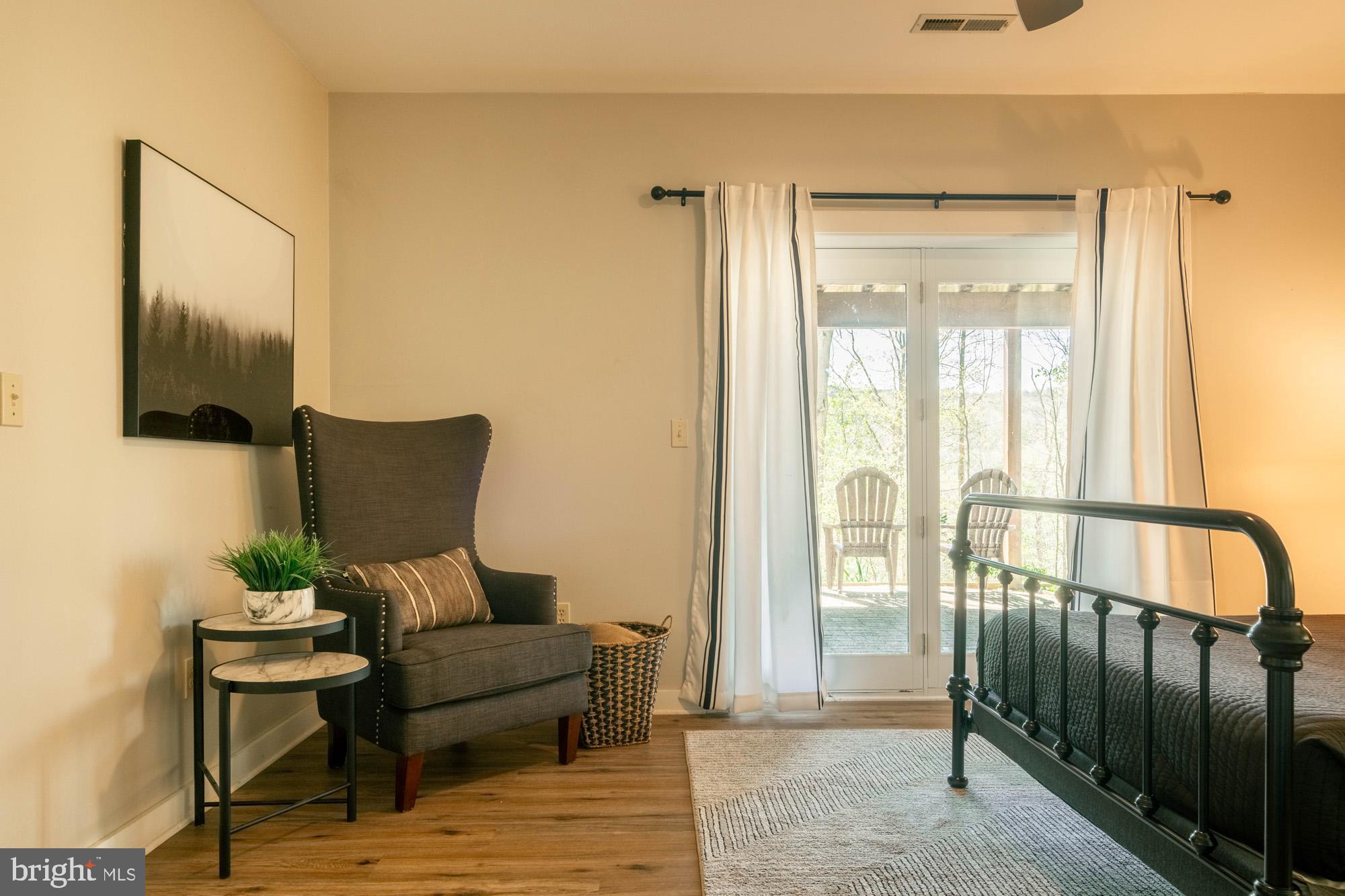 NORTHGLADE HILLS - Residential