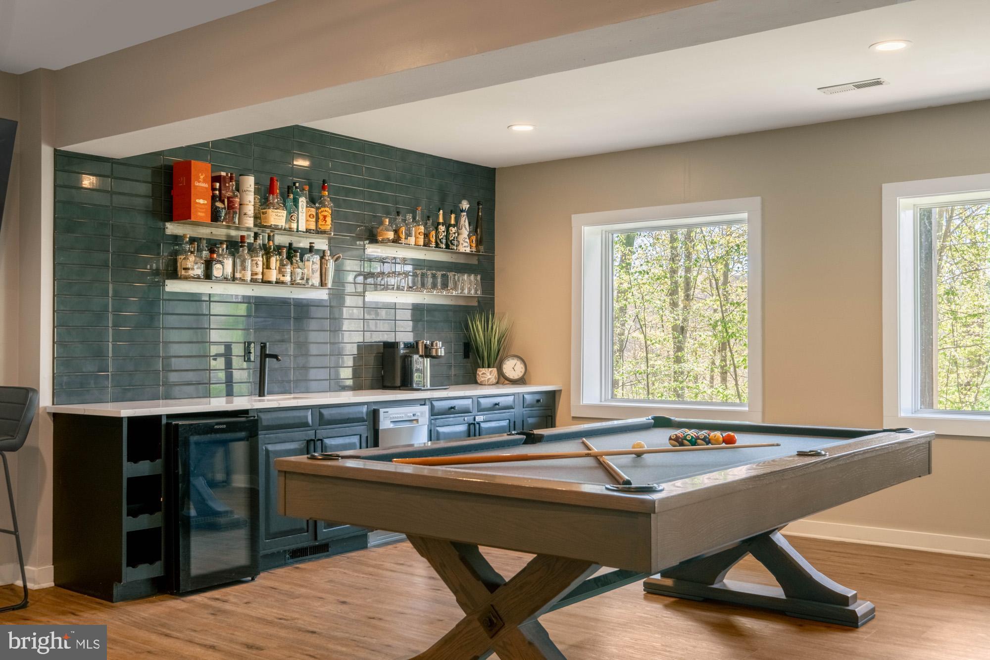 NORTHGLADE HILLS - Residential