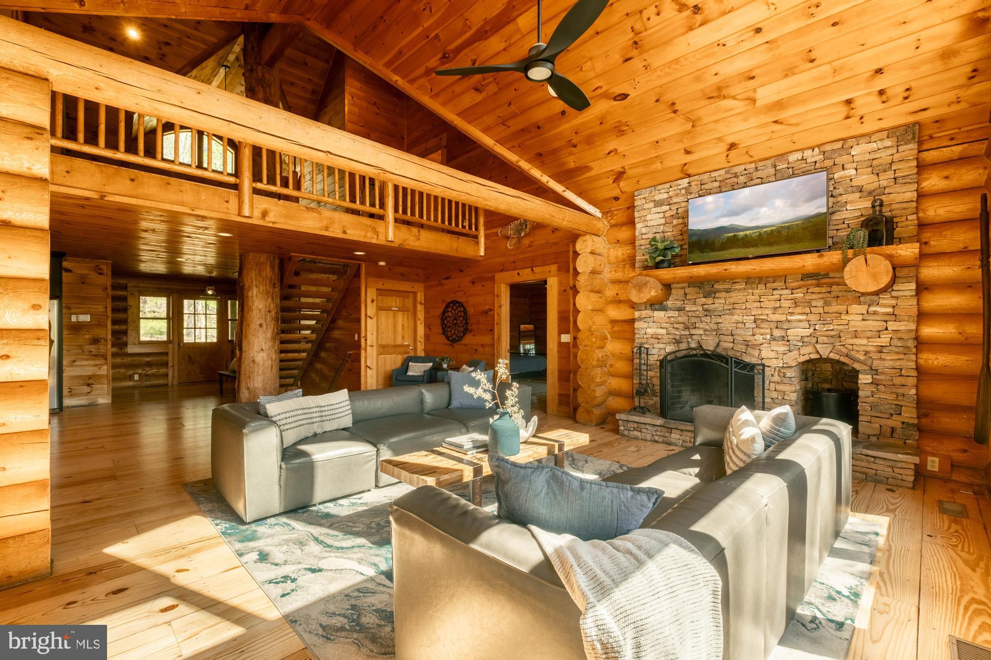 NORTHGLADE HILLS - Residential