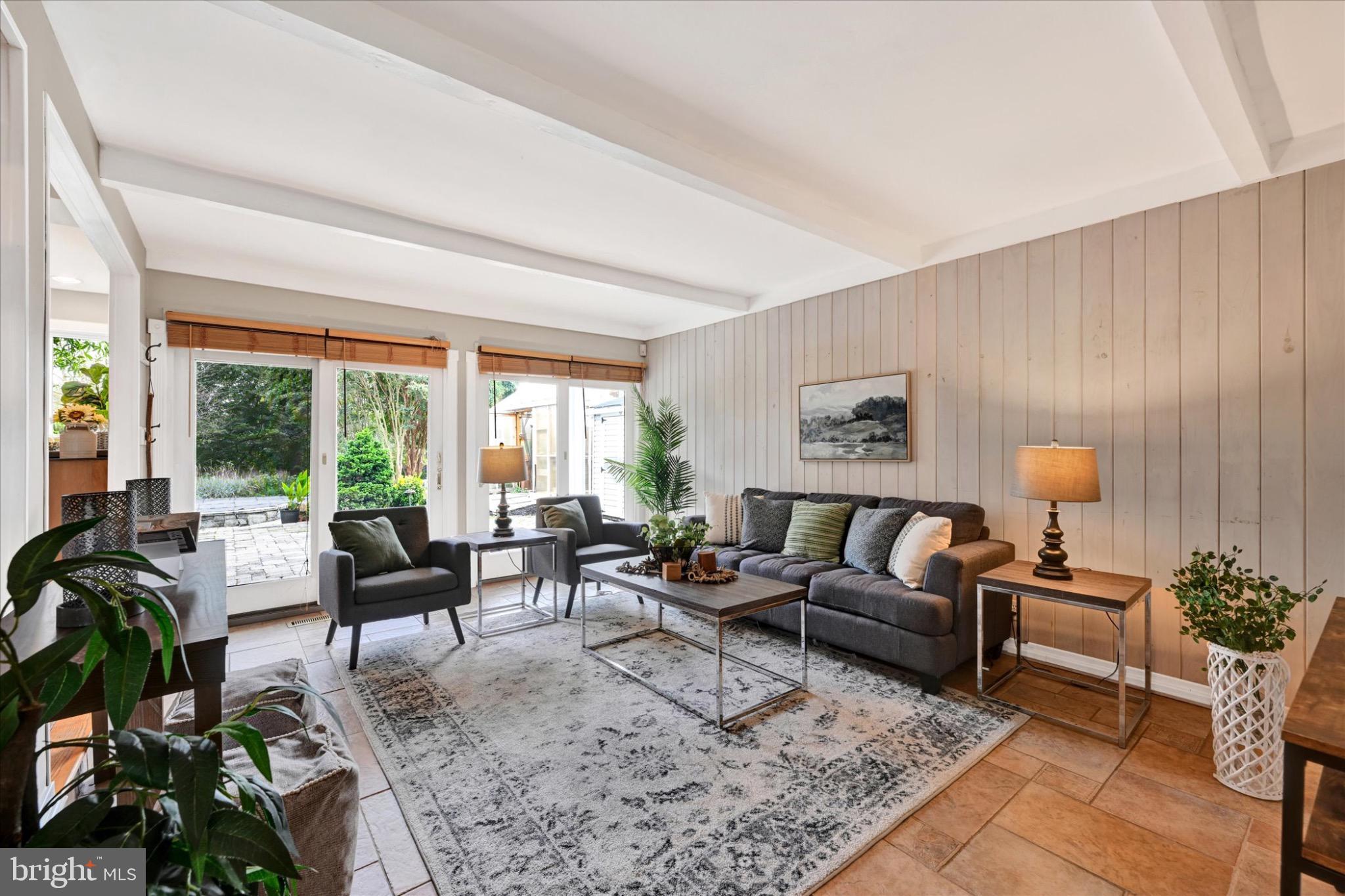 RUMSEY ISLAND - Residential